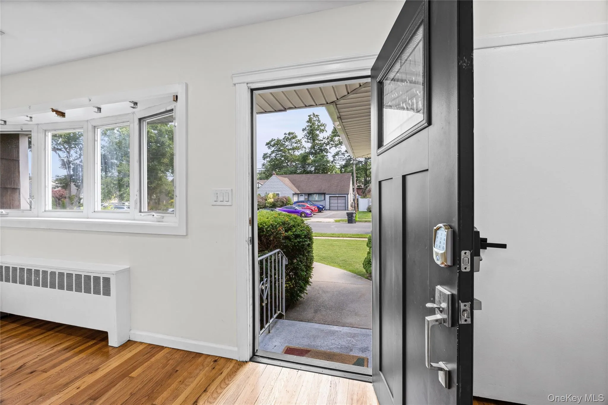 9 Leeds Lane, Babylon, NY, 3 Bedrooms Bedrooms, 6 Rooms Rooms,1 BathroomBathrooms,Residential,For Rent,Leeds,0,1031402 9 Leeds Lane, Babylon, NY, 3 Bedrooms Bedrooms, 6 Rooms Rooms,1 BathroomBathrooms,Residential,For Rent,Leeds,0,1031402