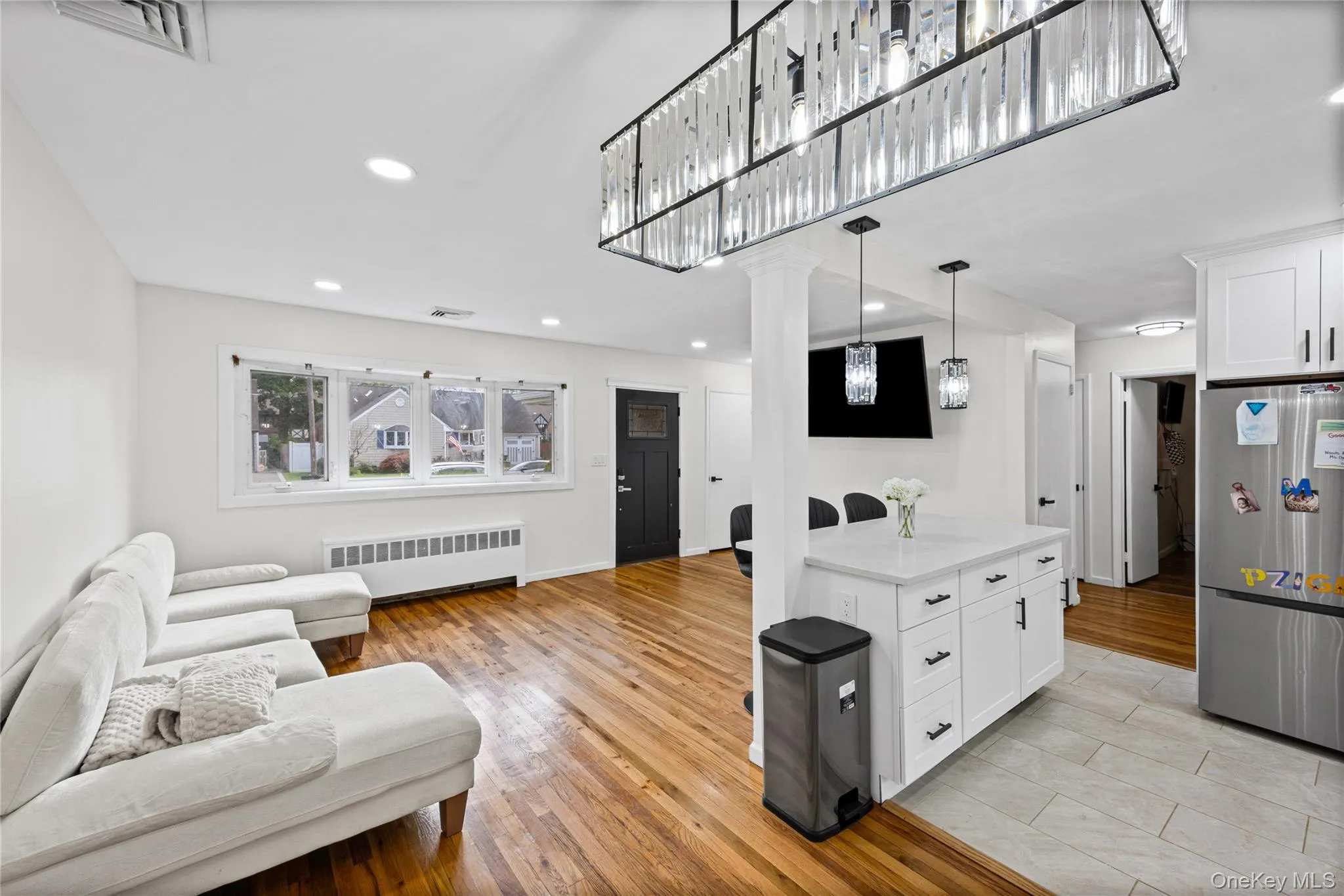 9 Leeds Lane, Babylon, NY, 3 Bedrooms Bedrooms, 6 Rooms Rooms,1 BathroomBathrooms,Residential,For Rent,Leeds,0,1031402 9 Leeds Lane, Babylon, NY, 3 Bedrooms Bedrooms, 6 Rooms Rooms,1 BathroomBathrooms,Residential,For Rent,Leeds,0,1031402