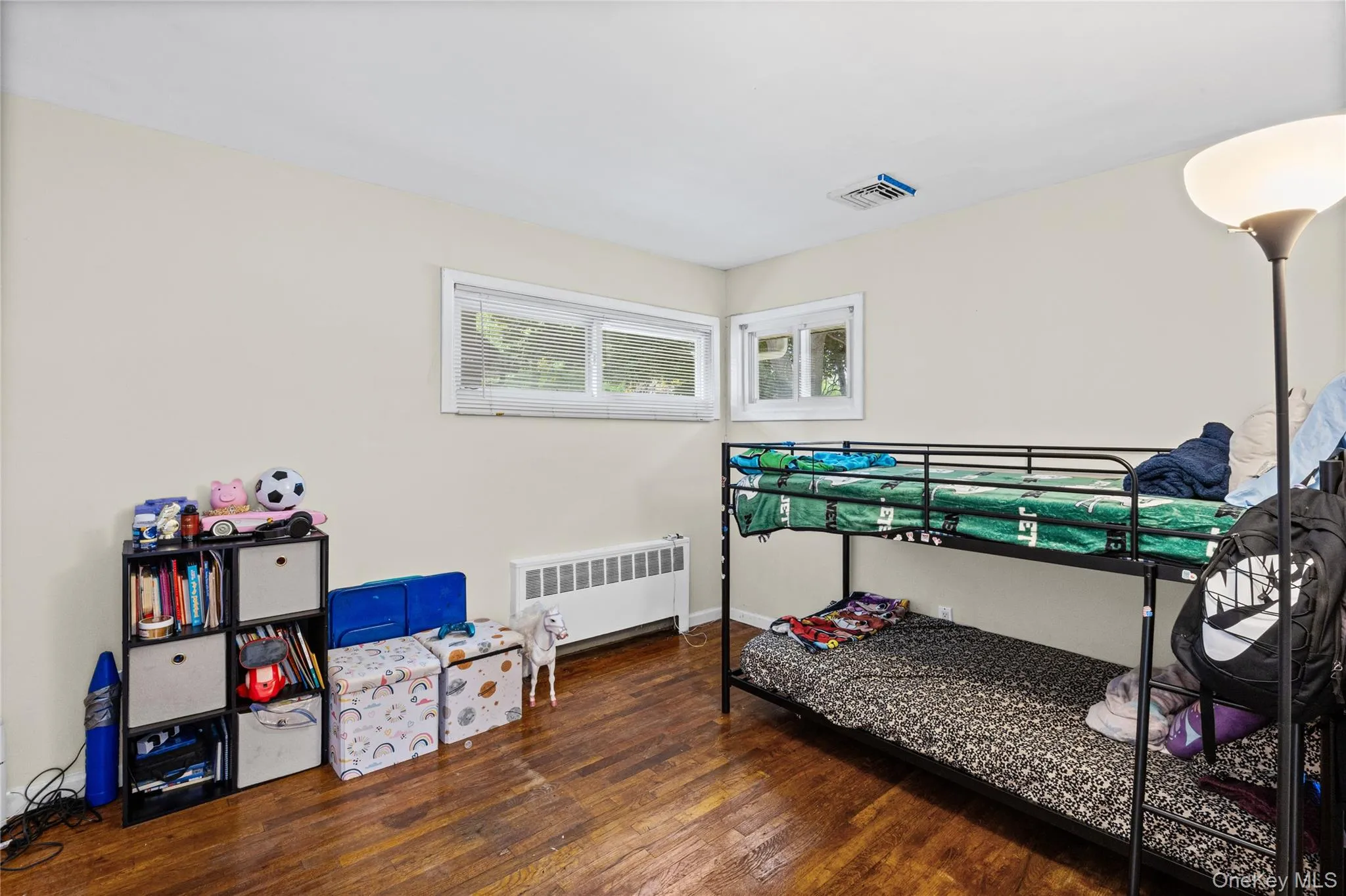 9 Leeds Lane, Babylon, NY, 3 Bedrooms Bedrooms, 6 Rooms Rooms,1 BathroomBathrooms,Residential,For Rent,Leeds,0,1031402 9 Leeds Lane, Babylon, NY, 3 Bedrooms Bedrooms, 6 Rooms Rooms,1 BathroomBathrooms,Residential,For Rent,Leeds,0,1031402