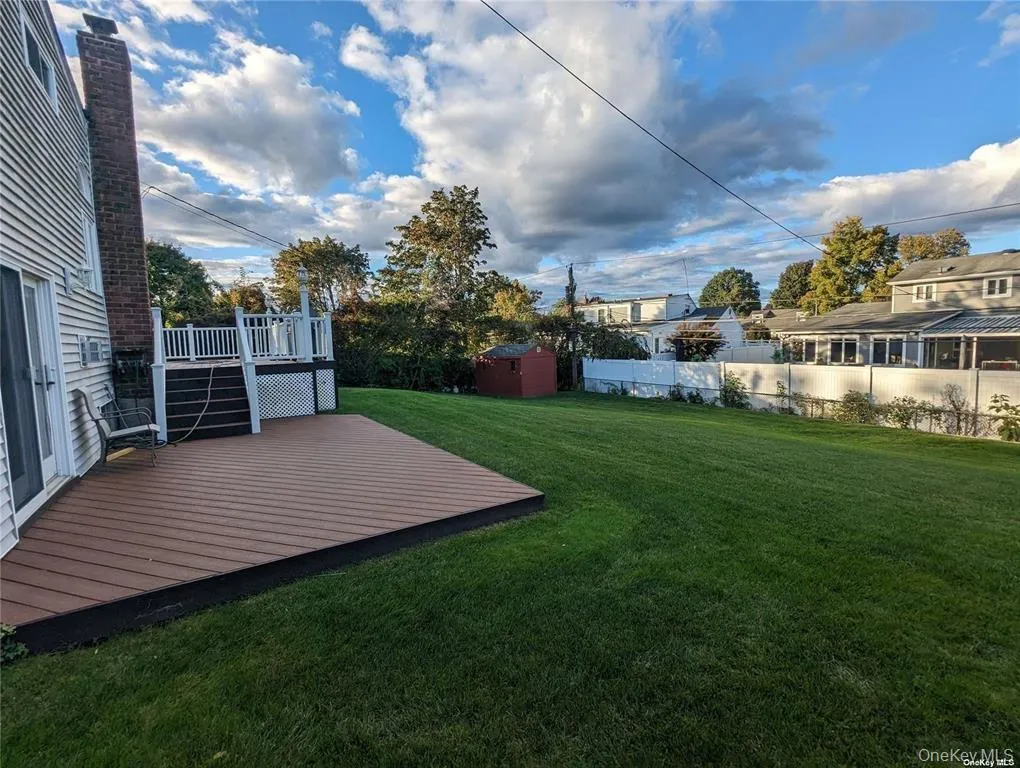 19 Comanche Lane, Huntington, NY, 4 Bedrooms Bedrooms, 9 Rooms Rooms,2 BathroomsBathrooms,Residential Lease,For Rent,Comanche,0,1031403 19 Comanche Lane, Huntington, NY, 4 Bedrooms Bedrooms, 9 Rooms Rooms,2 BathroomsBathrooms,Residential Lease,For Rent,Comanche,0,1031403