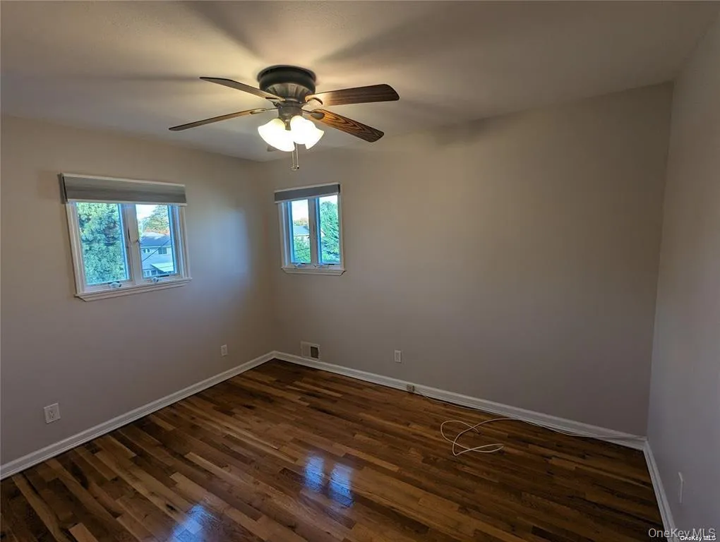 19 Comanche Lane, Huntington, NY, 4 Bedrooms Bedrooms, 9 Rooms Rooms,2 BathroomsBathrooms,Residential Lease,For Rent,Comanche,0,1031403 19 Comanche Lane, Huntington, NY, 4 Bedrooms Bedrooms, 9 Rooms Rooms,2 BathroomsBathrooms,Residential Lease,For Rent,Comanche,0,1031403