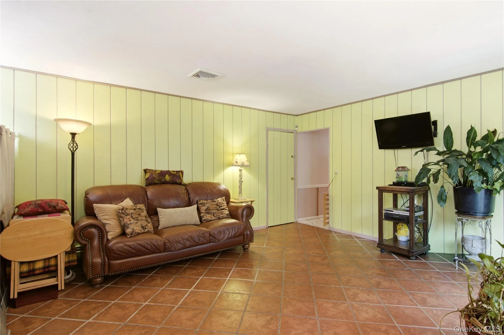 22 Clymer Street, Brookhaven, NY, 4 Bedrooms Bedrooms, 8 Rooms Rooms,2 BathroomsBathrooms,Residential,For Rent,Clymer,0,1031407 22 Clymer Street, Brookhaven, NY, 4 Bedrooms Bedrooms, 8 Rooms Rooms,2 BathroomsBathrooms,Residential,For Rent,Clymer,0,1031407
