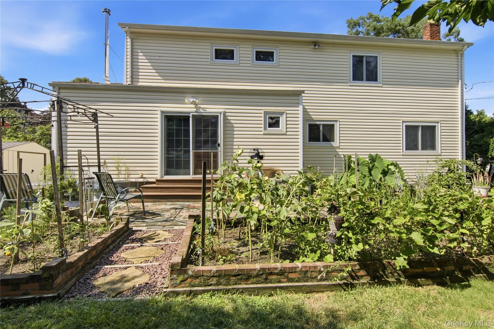 22 Clymer Street, Brookhaven, NY, 4 Bedrooms Bedrooms, 8 Rooms Rooms,2 BathroomsBathrooms,Residential,For Rent,Clymer,0,1031407 22 Clymer Street, Brookhaven, NY, 4 Bedrooms Bedrooms, 8 Rooms Rooms,2 BathroomsBathrooms,Residential,For Rent,Clymer,0,1031407