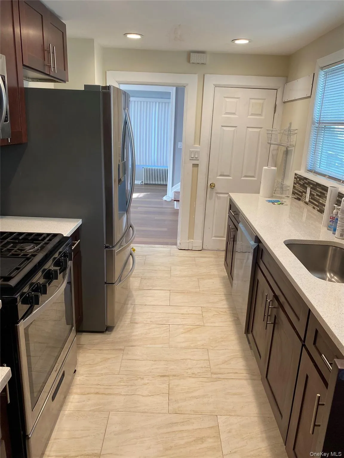 3 Taylor Court, New York, NY, 3 Bedrooms Bedrooms, 8 Rooms Rooms,1 BathroomBathrooms,Residential,For Rent,Taylor,0,1031409 3 Taylor Court, New York, NY, 3 Bedrooms Bedrooms, 8 Rooms Rooms,1 BathroomBathrooms,Residential,For Rent,Taylor,0,1031409