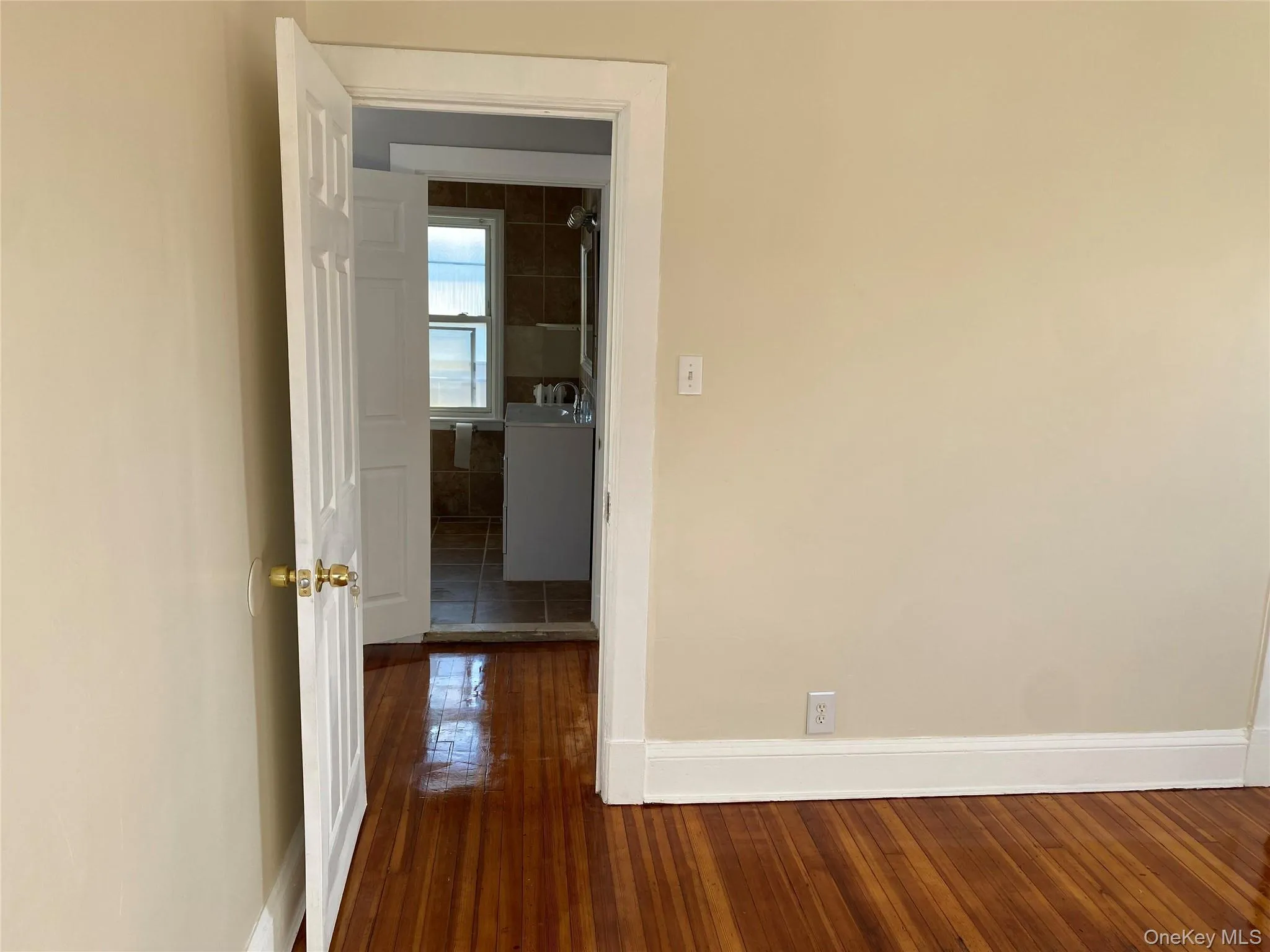 3 Taylor Court, New York, NY, 3 Bedrooms Bedrooms, 8 Rooms Rooms,1 BathroomBathrooms,Residential,For Rent,Taylor,0,1031409 3 Taylor Court, New York, NY, 3 Bedrooms Bedrooms, 8 Rooms Rooms,1 BathroomBathrooms,Residential,For Rent,Taylor,0,1031409