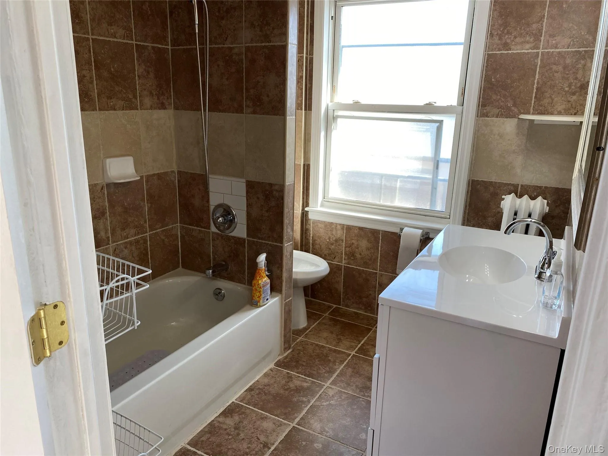 3 Taylor Court, New York, NY, 3 Bedrooms Bedrooms, 8 Rooms Rooms,1 BathroomBathrooms,Residential,For Rent,Taylor,0,1031409 3 Taylor Court, New York, NY, 3 Bedrooms Bedrooms, 8 Rooms Rooms,1 BathroomBathrooms,Residential,For Rent,Taylor,0,1031409