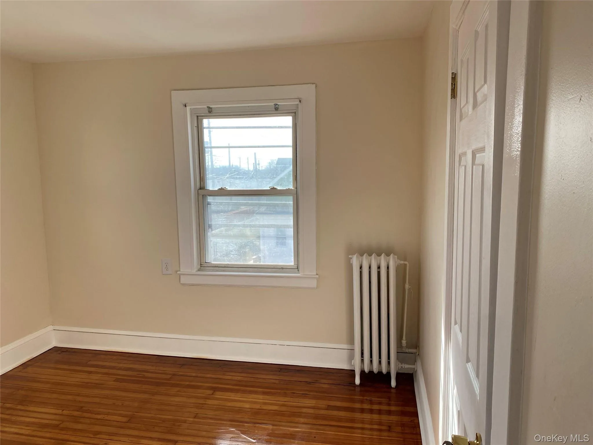 3 Taylor Court, New York, NY, 3 Bedrooms Bedrooms, 8 Rooms Rooms,1 BathroomBathrooms,Residential,For Rent,Taylor,0,1031409 3 Taylor Court, New York, NY, 3 Bedrooms Bedrooms, 8 Rooms Rooms,1 BathroomBathrooms,Residential,For Rent,Taylor,0,1031409