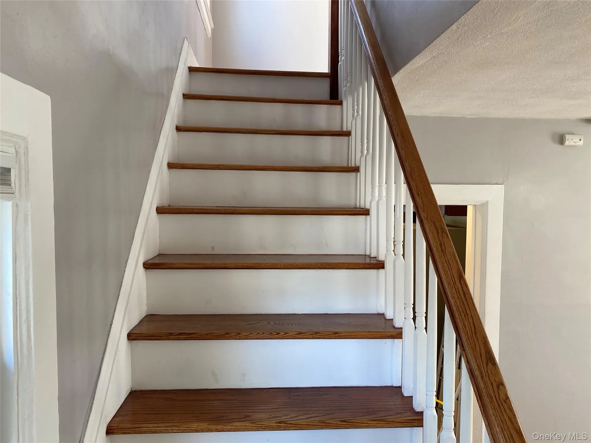 3 Taylor Court, New York, NY, 3 Bedrooms Bedrooms, 8 Rooms Rooms,1 BathroomBathrooms,Residential,For Rent,Taylor,0,1031409 3 Taylor Court, New York, NY, 3 Bedrooms Bedrooms, 8 Rooms Rooms,1 BathroomBathrooms,Residential,For Rent,Taylor,0,1031409