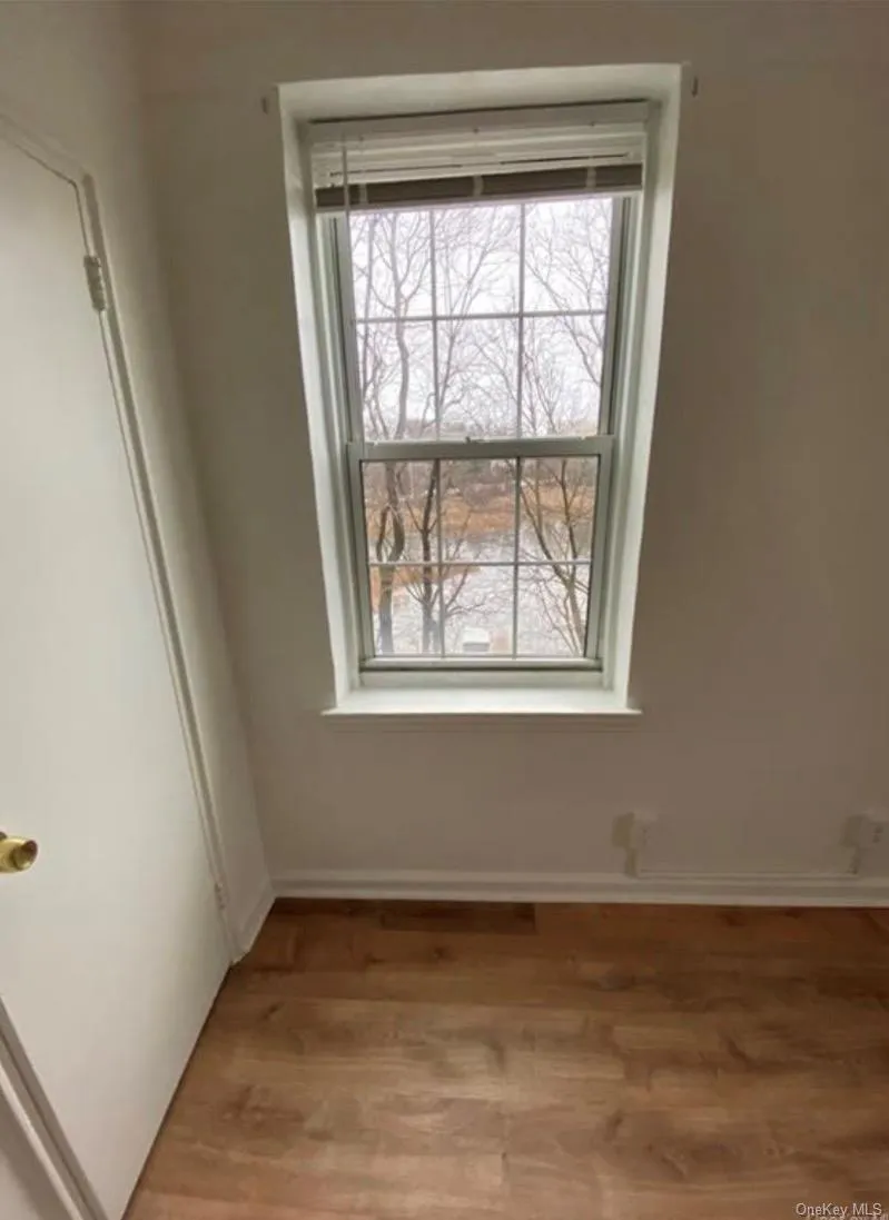 220 Pelham Road, New Rochelle, NY, 1 Bedroom Bedrooms, 3 Rooms Rooms,1 BathroomBathrooms,Residential Lease,For Rent,Pelham,0,1031411 220 Pelham Road, New Rochelle, NY, 1 Bedroom Bedrooms, 3 Rooms Rooms,1 BathroomBathrooms,Residential Lease,For Rent,Pelham,0,1031411