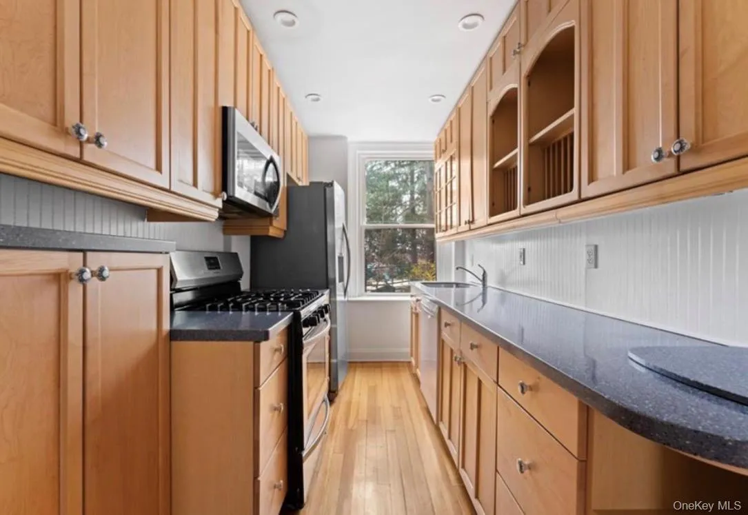 64 Sagamore Road, Eastchester, NY, 1 Bedroom Bedrooms, 3 Rooms Rooms,1 BathroomBathrooms,Residential Lease,For Rent,Sagamore,0,1031412 64 Sagamore Road, Eastchester, NY, 1 Bedroom Bedrooms, 3 Rooms Rooms,1 BathroomBathrooms,Residential Lease,For Rent,Sagamore,0,1031412