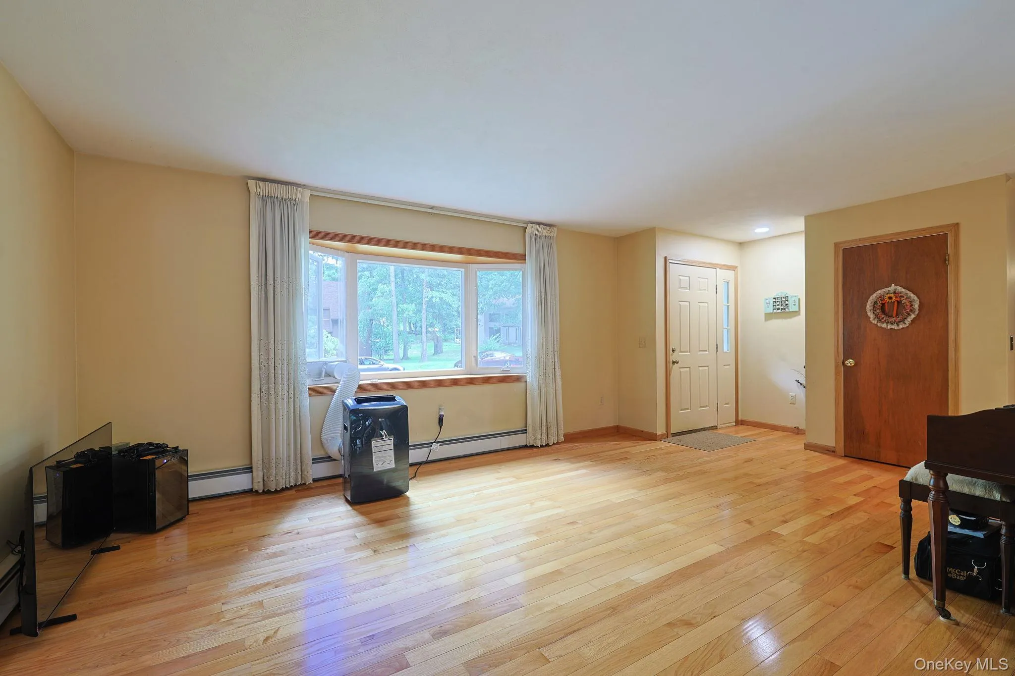 26 Rockwood Drive, Newburgh (town), NY, 4 Bedrooms Bedrooms, 8 Rooms Rooms,2 BathroomsBathrooms,Residential,For Rent,Rockwood,0,1031414 26 Rockwood Drive, Newburgh (town), NY, 4 Bedrooms Bedrooms, 8 Rooms Rooms,2 BathroomsBathrooms,Residential,For Rent,Rockwood,0,1031414