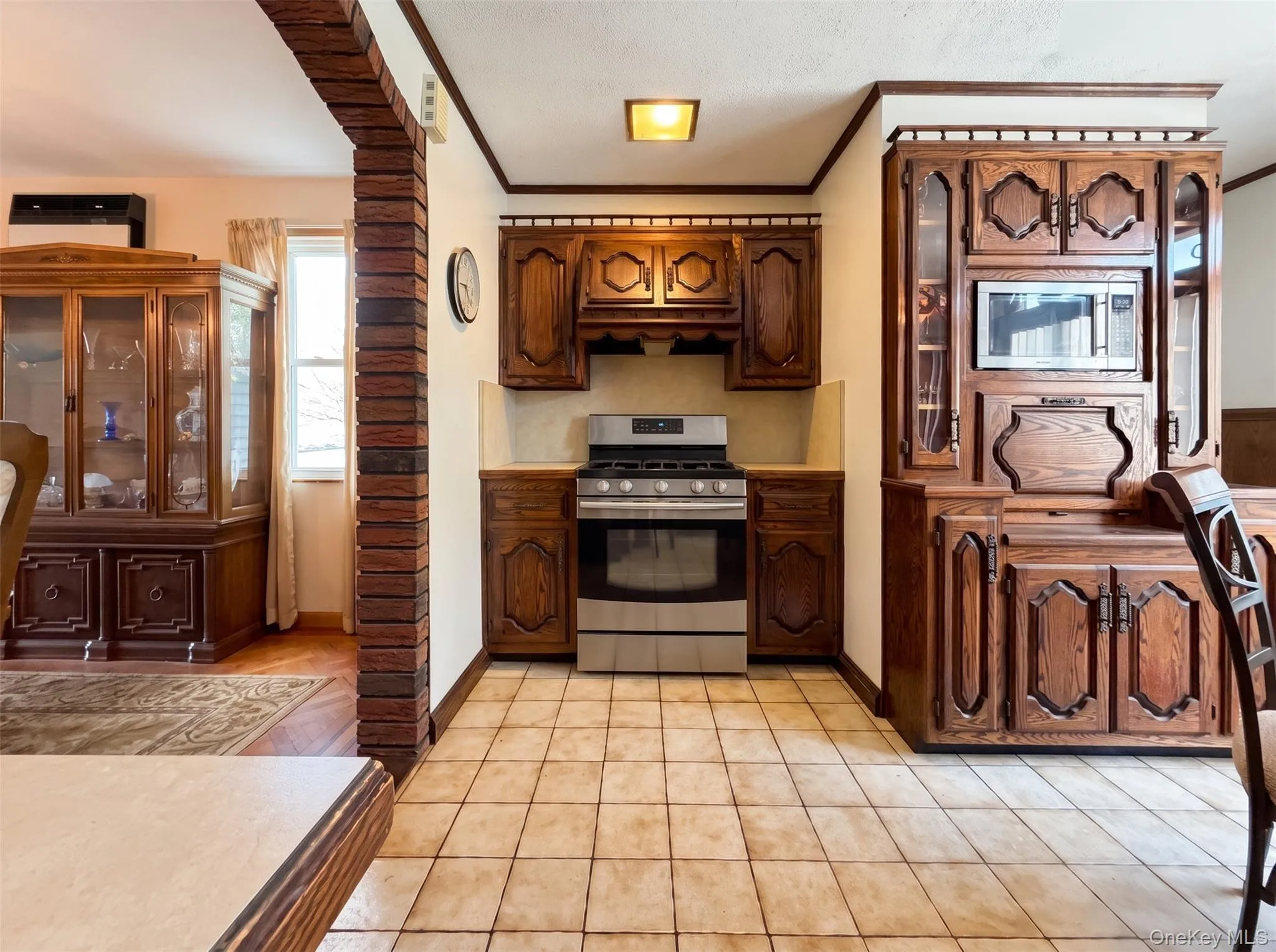 6424 80th Avenue, New York, NY, 3 Bedrooms Bedrooms, 7 Rooms Rooms,2 BathroomsBathrooms,Residential,For Rent,80th,0,1031415 6424 80th Avenue, New York, NY, 3 Bedrooms Bedrooms, 7 Rooms Rooms,2 BathroomsBathrooms,Residential,For Rent,80th,0,1031415