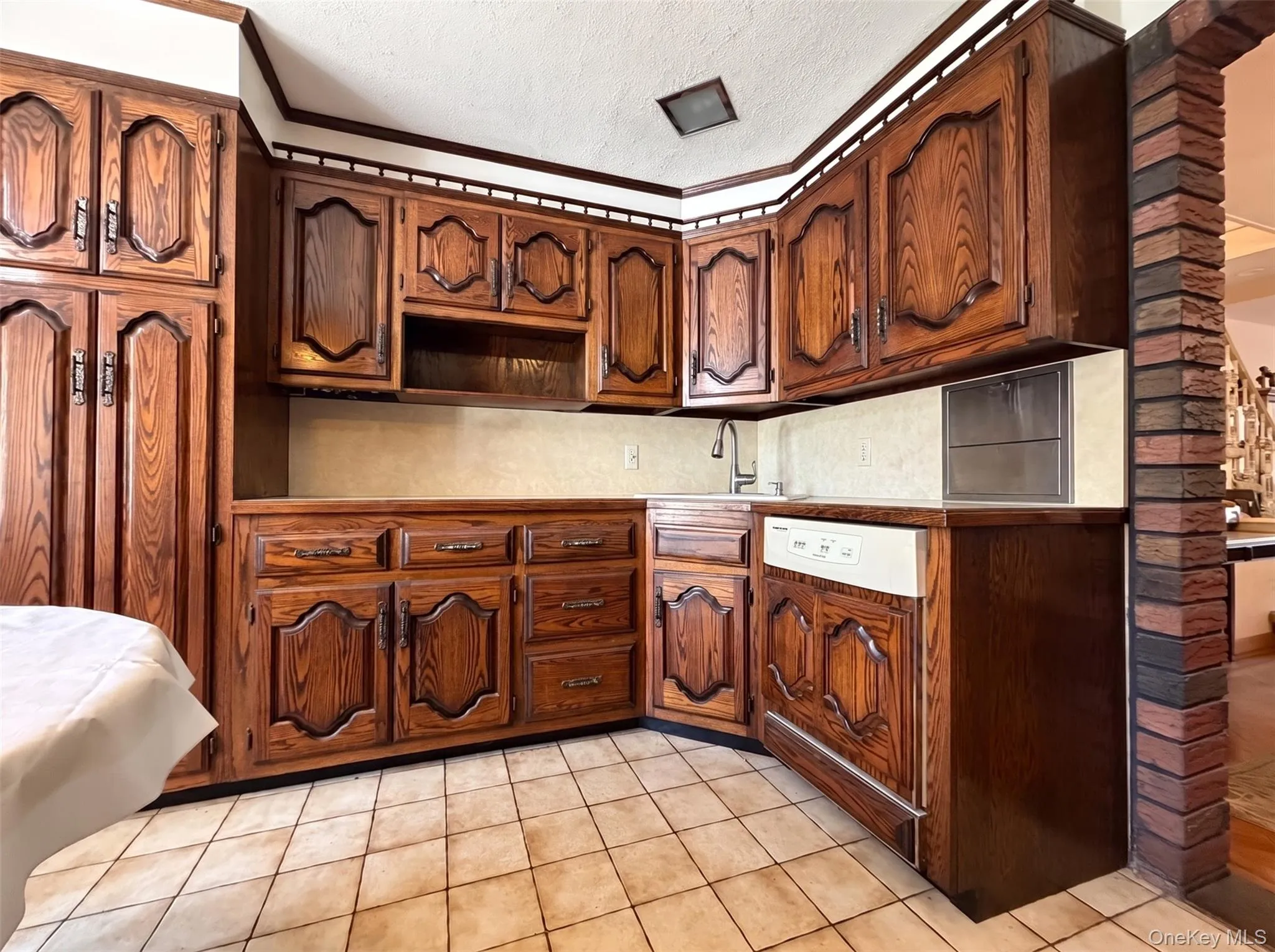 6424 80th Avenue, New York, NY, 3 Bedrooms Bedrooms, 7 Rooms Rooms,2 BathroomsBathrooms,Residential,For Rent,80th,0,1031415 6424 80th Avenue, New York, NY, 3 Bedrooms Bedrooms, 7 Rooms Rooms,2 BathroomsBathrooms,Residential,For Rent,80th,0,1031415
