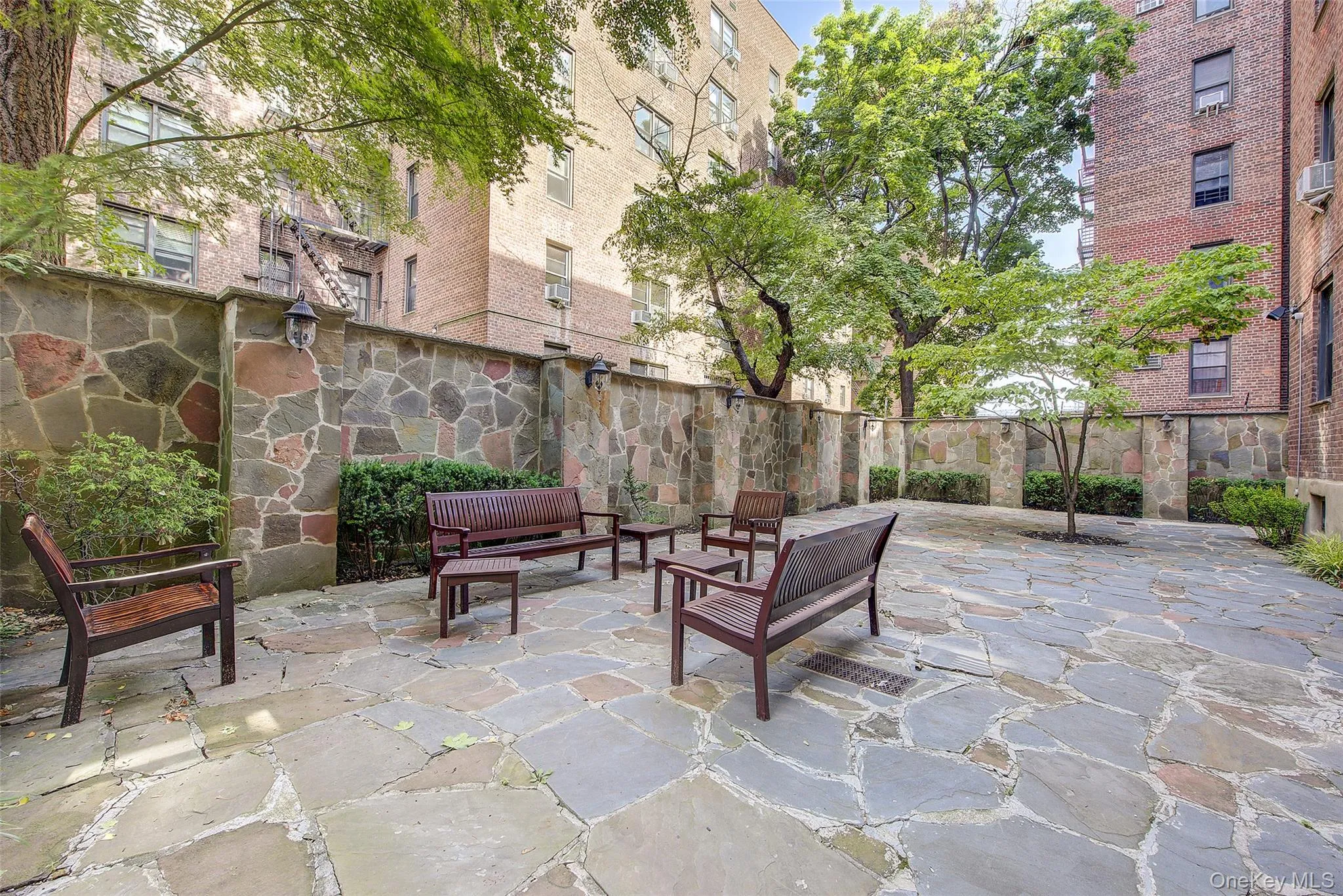 37-27 86th Street, New York, NY, 1 Bedroom Bedrooms, 3 Rooms Rooms,1 BathroomBathrooms,Residential,For Rent,86th,0,1031419 37-27 86th Street, New York, NY, 1 Bedroom Bedrooms, 3 Rooms Rooms,1 BathroomBathrooms,Residential,For Rent,86th,0,1031419