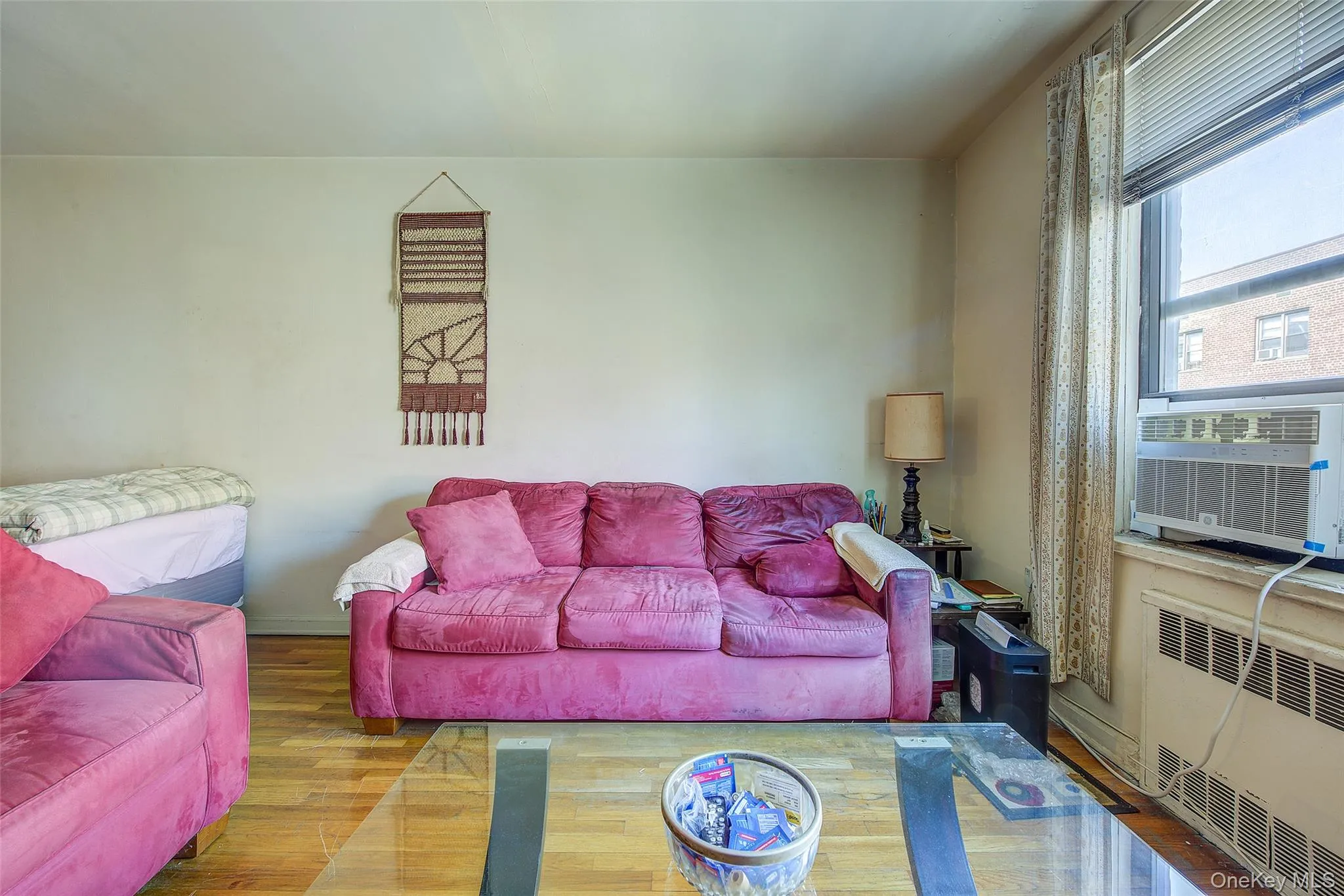 37-27 86th Street, New York, NY, 1 Bedroom Bedrooms, 3 Rooms Rooms,1 BathroomBathrooms,Residential,For Rent,86th,0,1031419 37-27 86th Street, New York, NY, 1 Bedroom Bedrooms, 3 Rooms Rooms,1 BathroomBathrooms,Residential,For Rent,86th,0,1031419