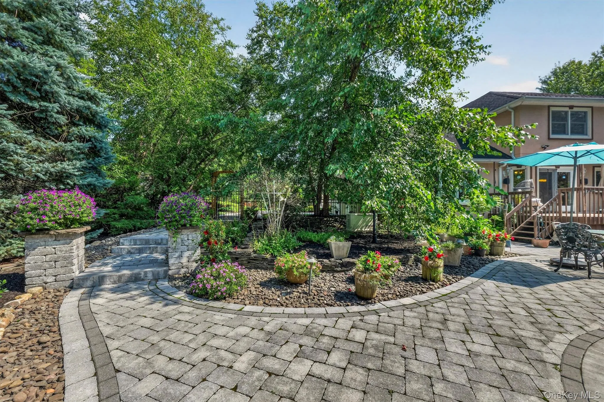 44 Greenwich Avenue, Woodbury, NY, 4 Bedrooms Bedrooms, 9 Rooms Rooms,3 BathroomsBathrooms,Residential,For Rent,Greenwich,0,1031426 44 Greenwich Avenue, Woodbury, NY, 4 Bedrooms Bedrooms, 9 Rooms Rooms,3 BathroomsBathrooms,Residential,For Rent,Greenwich,0,1031426