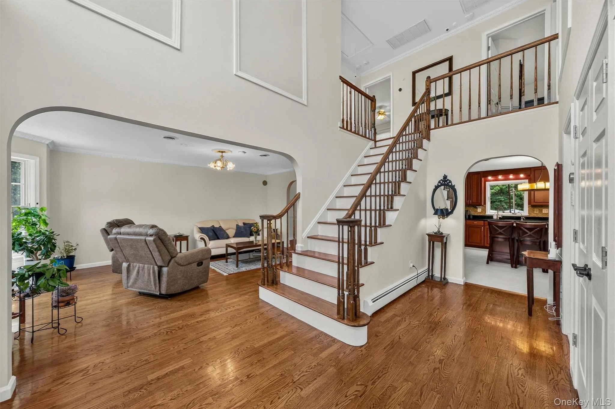 44 Greenwich Avenue, Woodbury, NY, 4 Bedrooms Bedrooms, 9 Rooms Rooms,3 BathroomsBathrooms,Residential,For Rent,Greenwich,0,1031426 44 Greenwich Avenue, Woodbury, NY, 4 Bedrooms Bedrooms, 9 Rooms Rooms,3 BathroomsBathrooms,Residential,For Rent,Greenwich,0,1031426