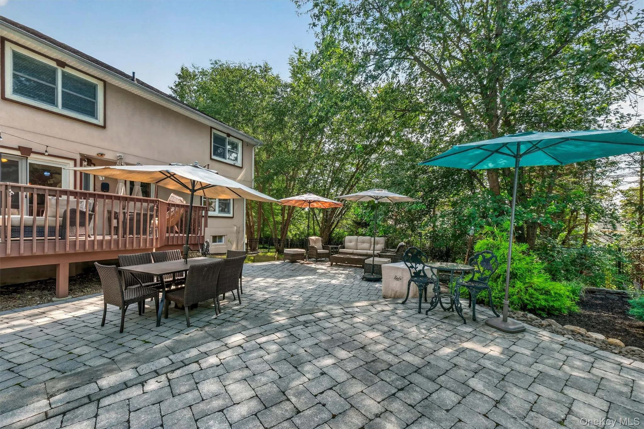 44 Greenwich Avenue, Woodbury, NY, 4 Bedrooms Bedrooms, 9 Rooms Rooms,3 BathroomsBathrooms,Residential,For Rent,Greenwich,0,1031426 44 Greenwich Avenue, Woodbury, NY, 4 Bedrooms Bedrooms, 9 Rooms Rooms,3 BathroomsBathrooms,Residential,For Rent,Greenwich,0,1031426