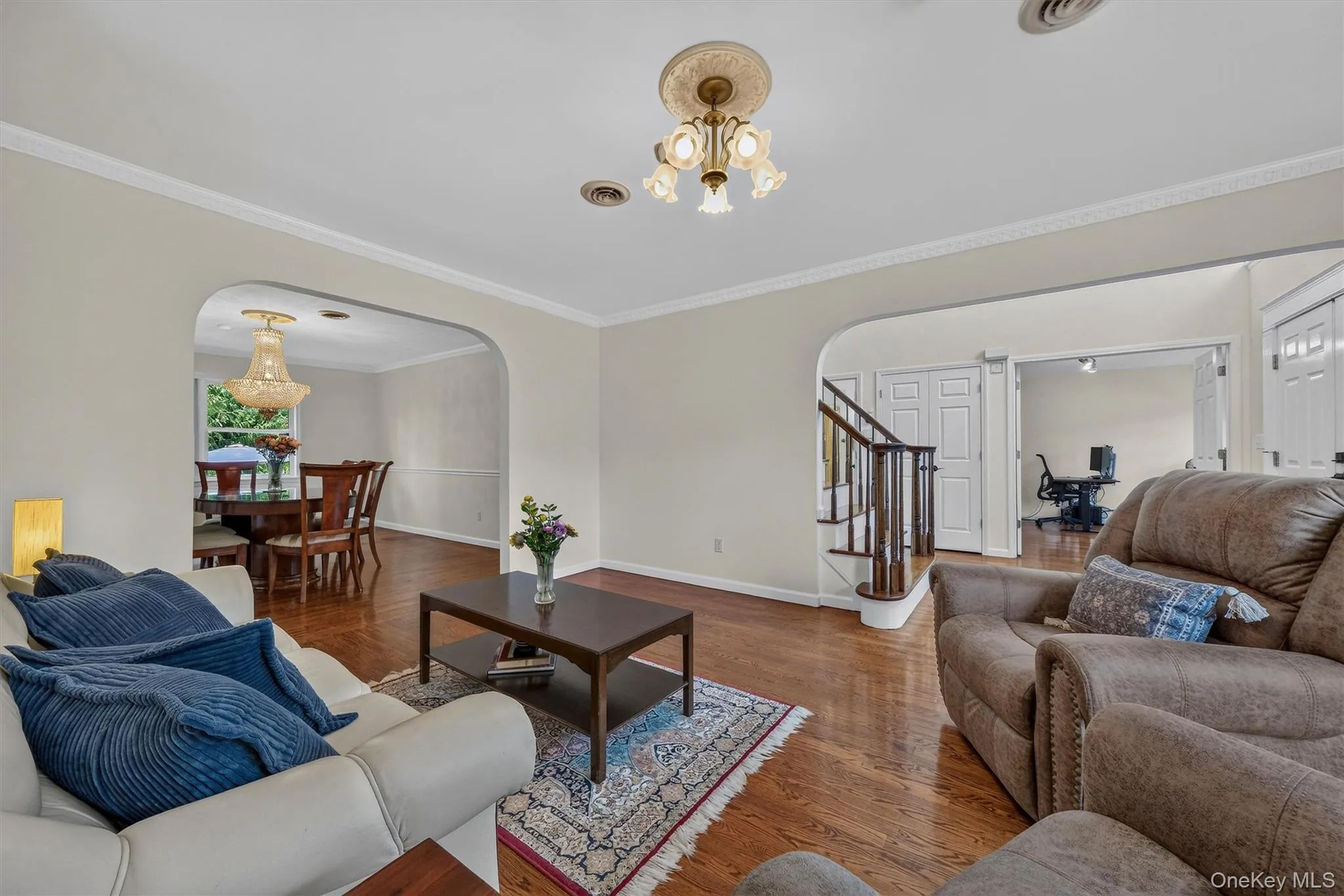 44 Greenwich Avenue, Woodbury, NY, 4 Bedrooms Bedrooms, 9 Rooms Rooms,3 BathroomsBathrooms,Residential,For Rent,Greenwich,0,1031426 44 Greenwich Avenue, Woodbury, NY, 4 Bedrooms Bedrooms, 9 Rooms Rooms,3 BathroomsBathrooms,Residential,For Rent,Greenwich,0,1031426