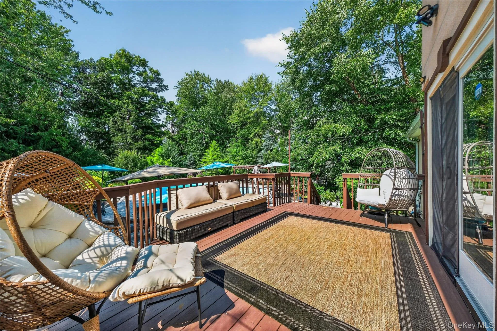 44 Greenwich Avenue, Woodbury, NY, 4 Bedrooms Bedrooms, 9 Rooms Rooms,3 BathroomsBathrooms,Residential,For Rent,Greenwich,0,1031426 44 Greenwich Avenue, Woodbury, NY, 4 Bedrooms Bedrooms, 9 Rooms Rooms,3 BathroomsBathrooms,Residential,For Rent,Greenwich,0,1031426