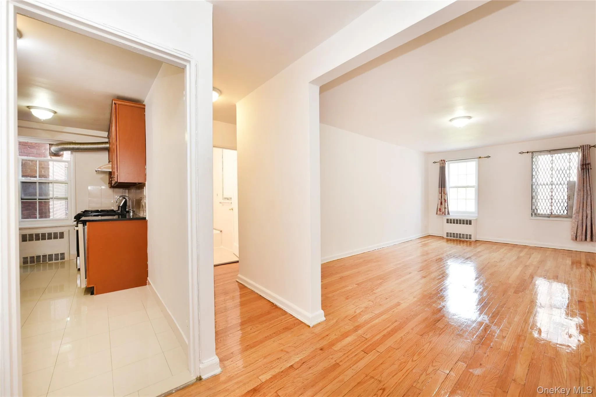 139-09 84 Drive, New York, NY, 1 Bedroom Bedrooms, 4 Rooms Rooms,1 BathroomBathrooms,Residential,For Rent,84,0,1031428 139-09 84 Drive, New York, NY, 1 Bedroom Bedrooms, 4 Rooms Rooms,1 BathroomBathrooms,Residential,For Rent,84,0,1031428