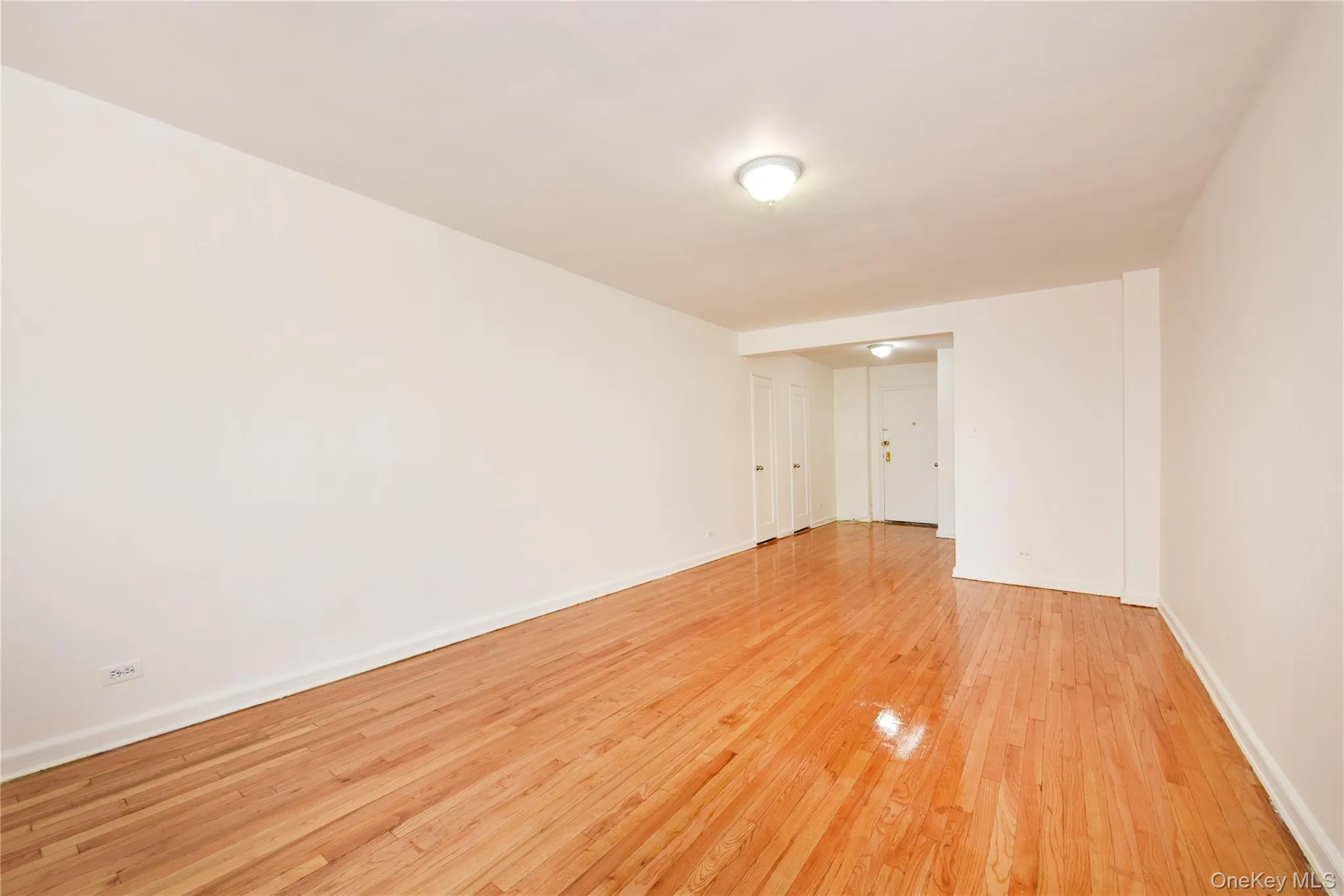 139-09 84 Drive, New York, NY, 1 Bedroom Bedrooms, 4 Rooms Rooms,1 BathroomBathrooms,Residential,For Rent,84,0,1031428 139-09 84 Drive, New York, NY, 1 Bedroom Bedrooms, 4 Rooms Rooms,1 BathroomBathrooms,Residential,For Rent,84,0,1031428