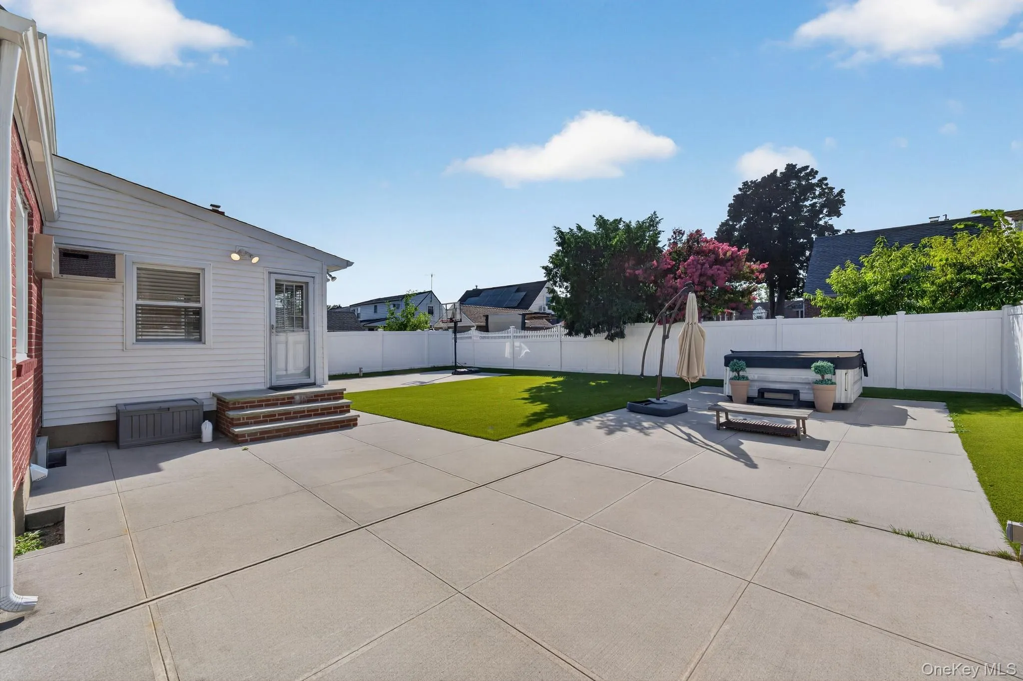 69 Bank Street, Hempstead, NY, 2 Bedrooms Bedrooms, 8 Rooms Rooms,1 BathroomBathrooms,Residential Lease,For Rent,Bank,0,1031429 69 Bank Street, Hempstead, NY, 2 Bedrooms Bedrooms, 8 Rooms Rooms,1 BathroomBathrooms,Residential Lease,For Rent,Bank,0,1031429