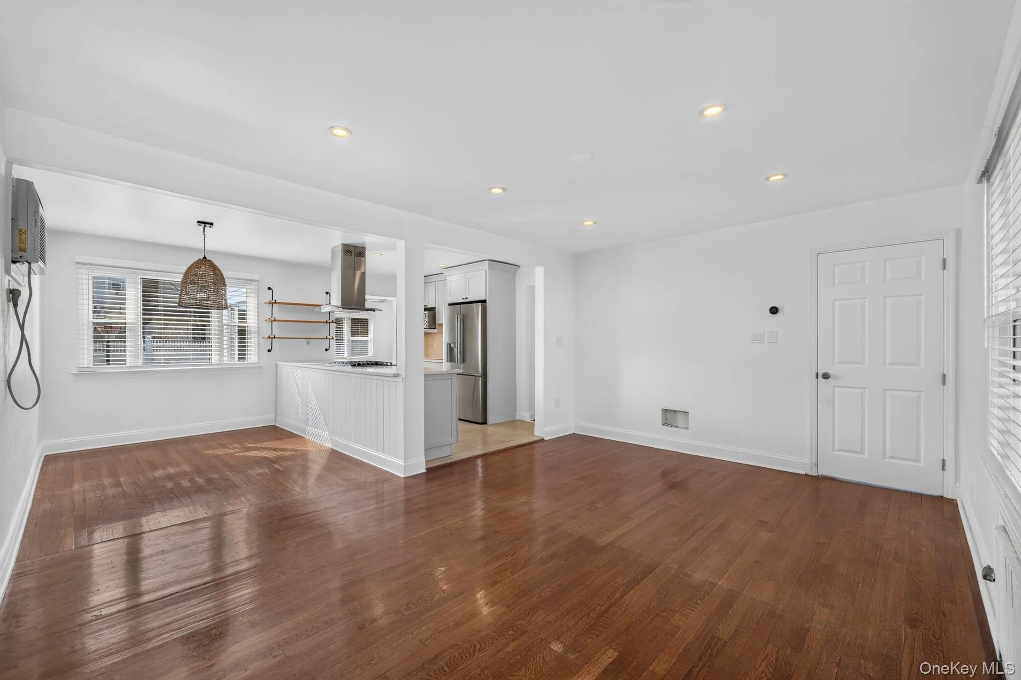 69 Bank Street, Hempstead, NY, 2 Bedrooms Bedrooms, 8 Rooms Rooms,1 BathroomBathrooms,Residential Lease,For Rent,Bank,0,1031429 69 Bank Street, Hempstead, NY, 2 Bedrooms Bedrooms, 8 Rooms Rooms,1 BathroomBathrooms,Residential Lease,For Rent,Bank,0,1031429