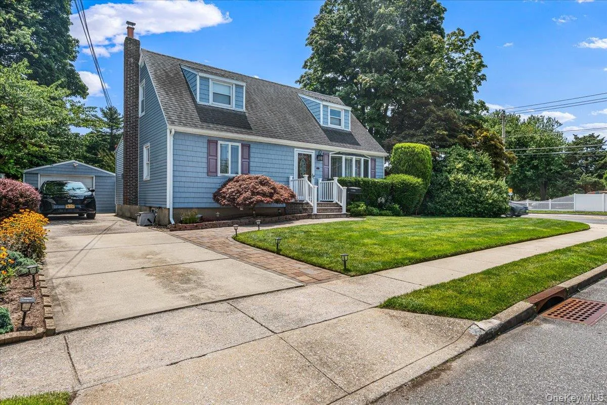 2 Gateway, Oyster Bay, NY, 3 Bedrooms Bedrooms, 8 Rooms Rooms,2 BathroomsBathrooms,Residential,For Rent,Gateway,0,1031431 2 Gateway, Oyster Bay, NY, 3 Bedrooms Bedrooms, 8 Rooms Rooms,2 BathroomsBathrooms,Residential,For Rent,Gateway,0,1031431