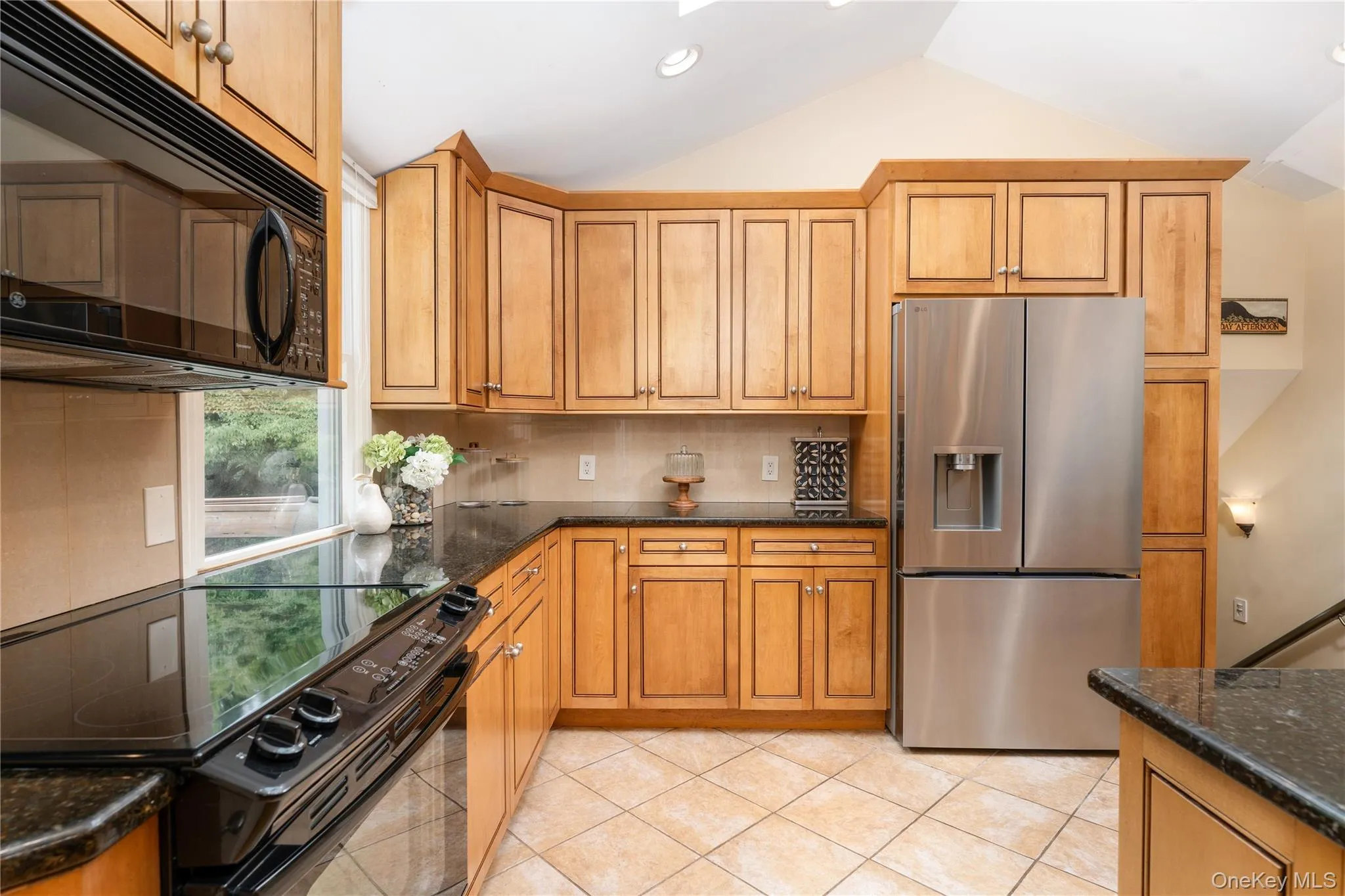 Brand NEW refrigerator Brand NEW refrigerator