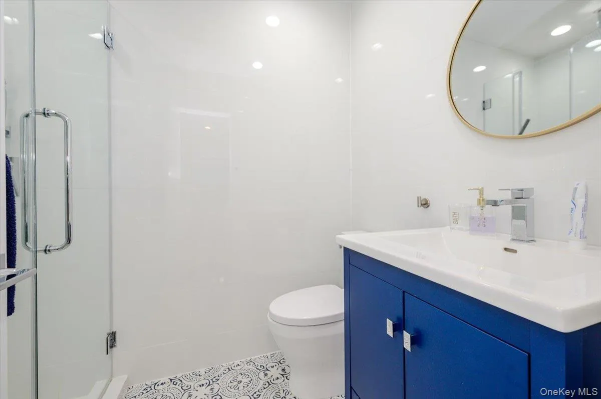 Bathroom 2 Bathroom 2