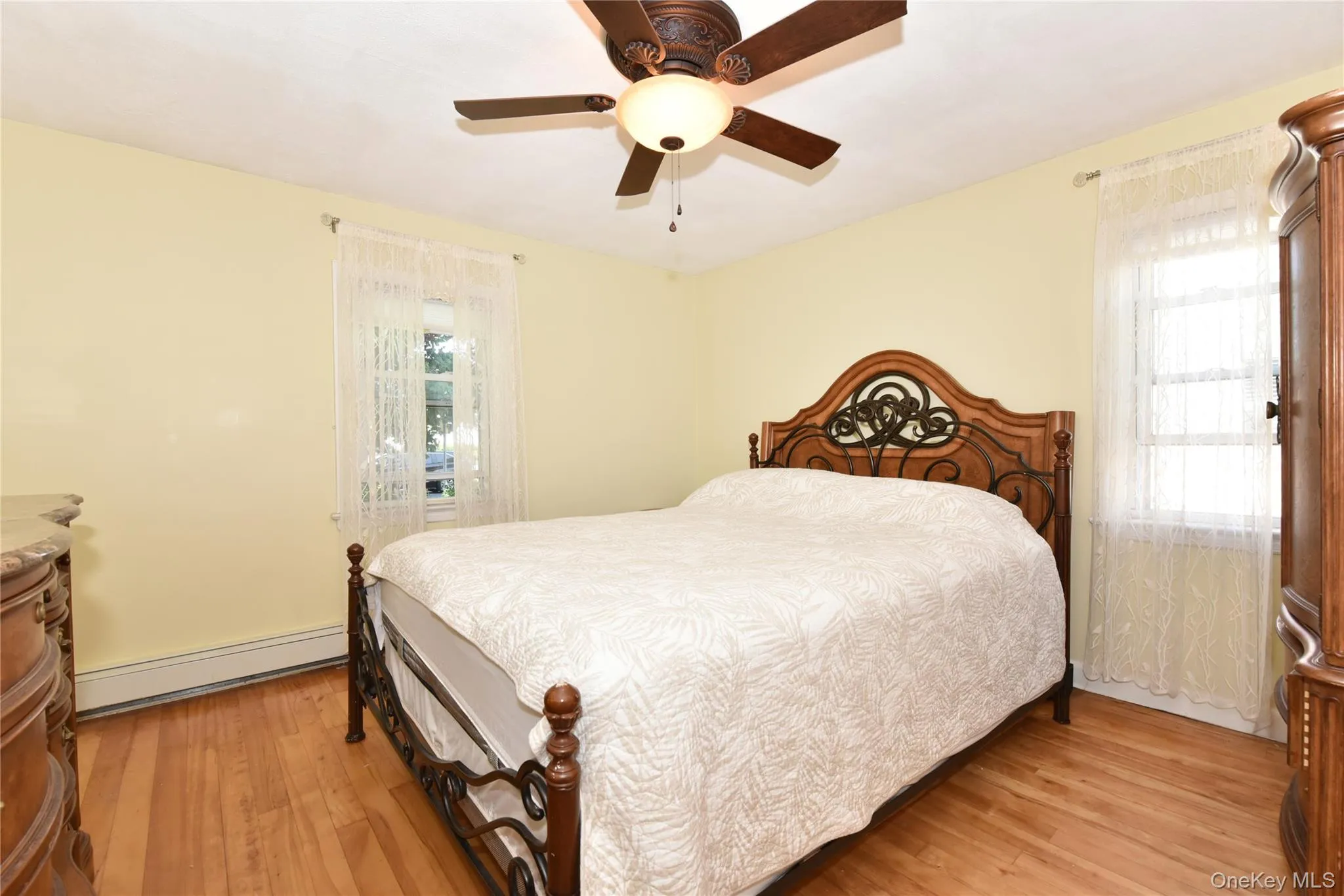 592 Winthrop Avenue, Hempstead, NY, 3 Bedrooms Bedrooms, 6 Rooms Rooms,2 BathroomsBathrooms,Residential,For Rent,Winthrop,0,1031439 592 Winthrop Avenue, Hempstead, NY, 3 Bedrooms Bedrooms, 6 Rooms Rooms,2 BathroomsBathrooms,Residential,For Rent,Winthrop,0,1031439