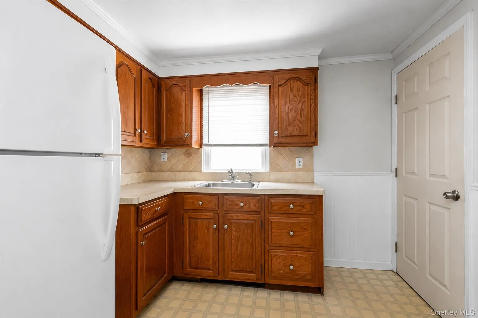 78 Rockaway Parkway, Hempstead, NY, 5 Bedrooms Bedrooms, 11 Rooms Rooms,2 BathroomsBathrooms,Residential,For Rent,Rockaway,0,1031442 78 Rockaway Parkway, Hempstead, NY, 5 Bedrooms Bedrooms, 11 Rooms Rooms,2 BathroomsBathrooms,Residential,For Rent,Rockaway,0,1031442