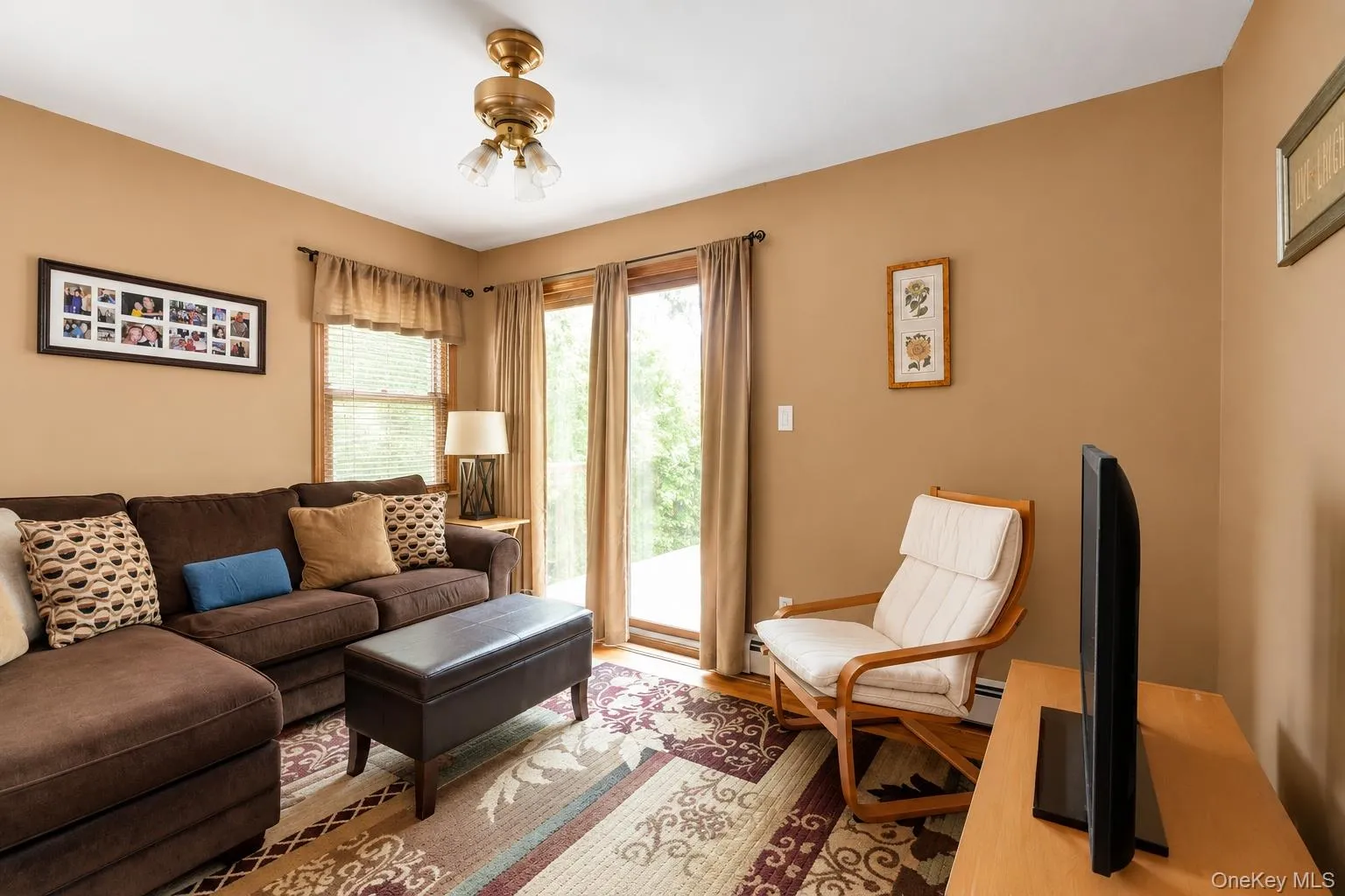 78 Rockaway Parkway, Hempstead, NY, 5 Bedrooms Bedrooms, 11 Rooms Rooms,2 BathroomsBathrooms,Residential,For Rent,Rockaway,0,1031442 78 Rockaway Parkway, Hempstead, NY, 5 Bedrooms Bedrooms, 11 Rooms Rooms,2 BathroomsBathrooms,Residential,For Rent,Rockaway,0,1031442