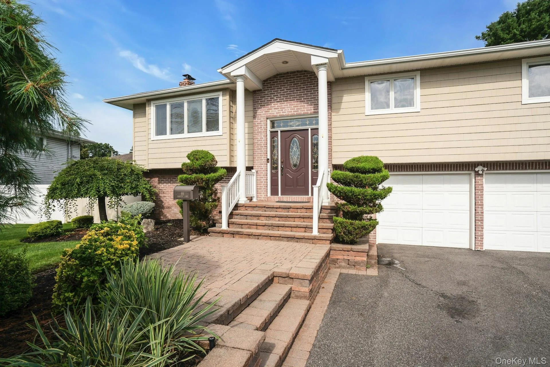 66 Harvest Lane, Smithtown, NY, 4 Bedrooms Bedrooms, 7 Rooms Rooms,3 BathroomsBathrooms,Residential,For Rent,Harvest,0,1031448 66 Harvest Lane, Smithtown, NY, 4 Bedrooms Bedrooms, 7 Rooms Rooms,3 BathroomsBathrooms,Residential,For Rent,Harvest,0,1031448