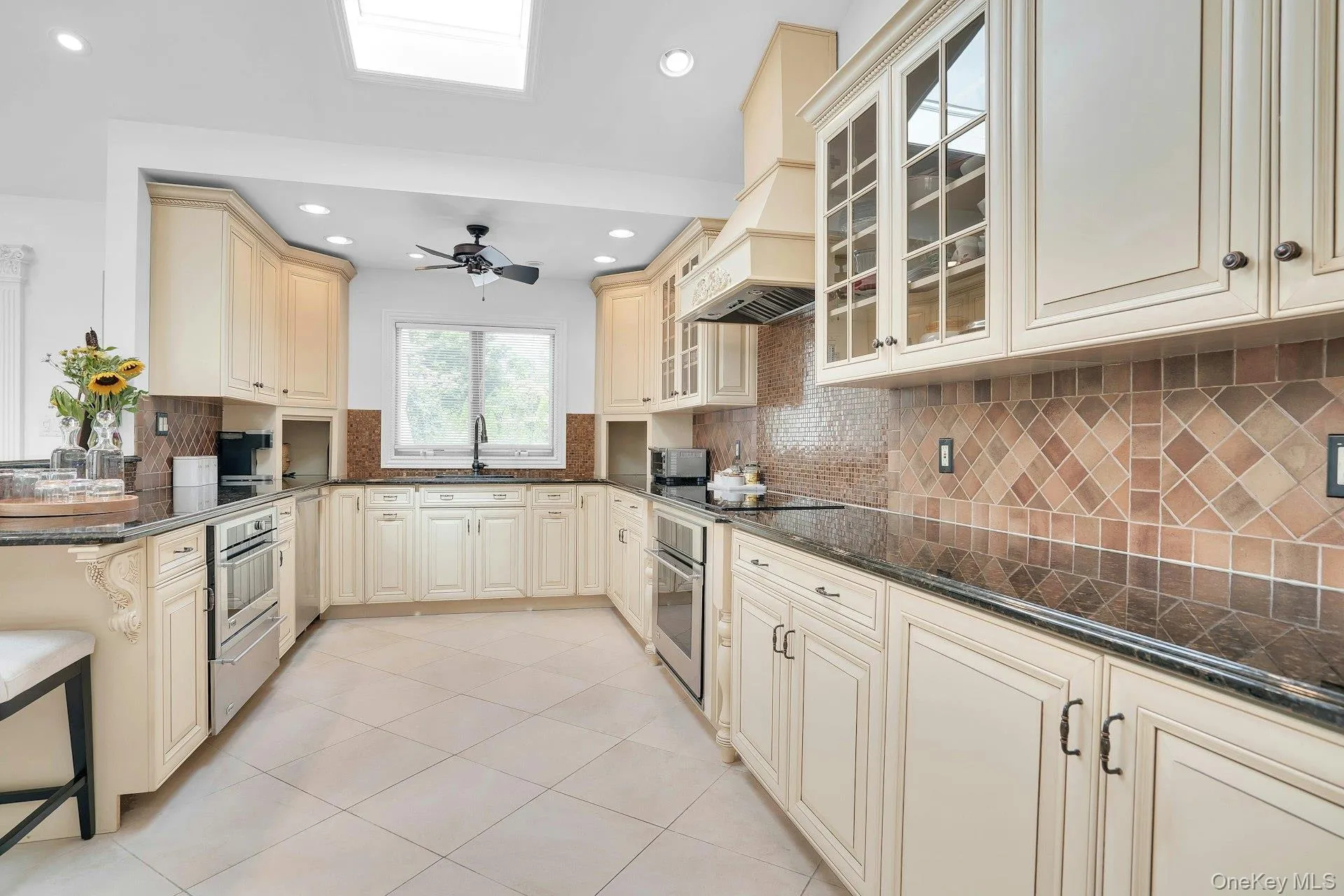 66 Harvest Lane, Smithtown, NY, 4 Bedrooms Bedrooms, 7 Rooms Rooms,3 BathroomsBathrooms,Residential,For Rent,Harvest,0,1031448 66 Harvest Lane, Smithtown, NY, 4 Bedrooms Bedrooms, 7 Rooms Rooms,3 BathroomsBathrooms,Residential,For Rent,Harvest,0,1031448