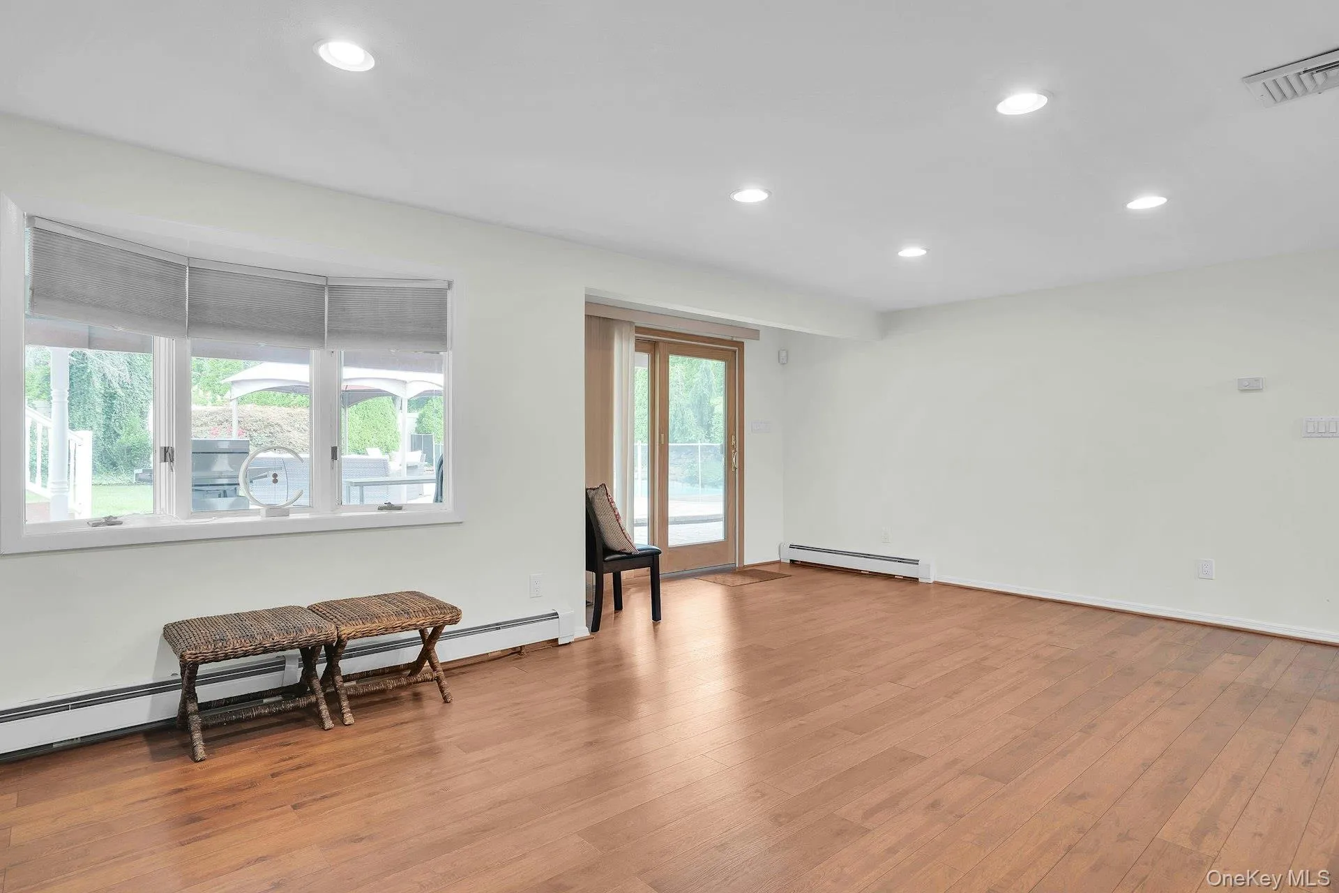 66 Harvest Lane, Smithtown, NY, 4 Bedrooms Bedrooms, 7 Rooms Rooms,3 BathroomsBathrooms,Residential,For Rent,Harvest,0,1031448 66 Harvest Lane, Smithtown, NY, 4 Bedrooms Bedrooms, 7 Rooms Rooms,3 BathroomsBathrooms,Residential,For Rent,Harvest,0,1031448