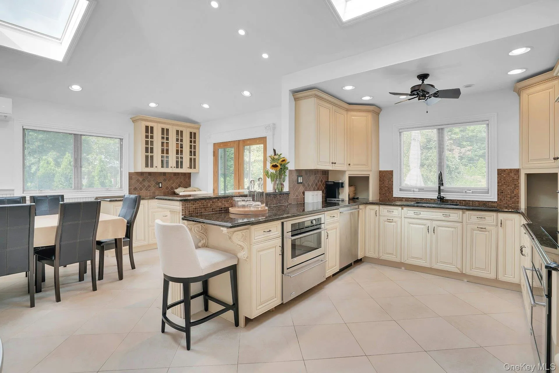 66 Harvest Lane, Smithtown, NY, 4 Bedrooms Bedrooms, 7 Rooms Rooms,3 BathroomsBathrooms,Residential,For Rent,Harvest,0,1031448 66 Harvest Lane, Smithtown, NY, 4 Bedrooms Bedrooms, 7 Rooms Rooms,3 BathroomsBathrooms,Residential,For Rent,Harvest,0,1031448