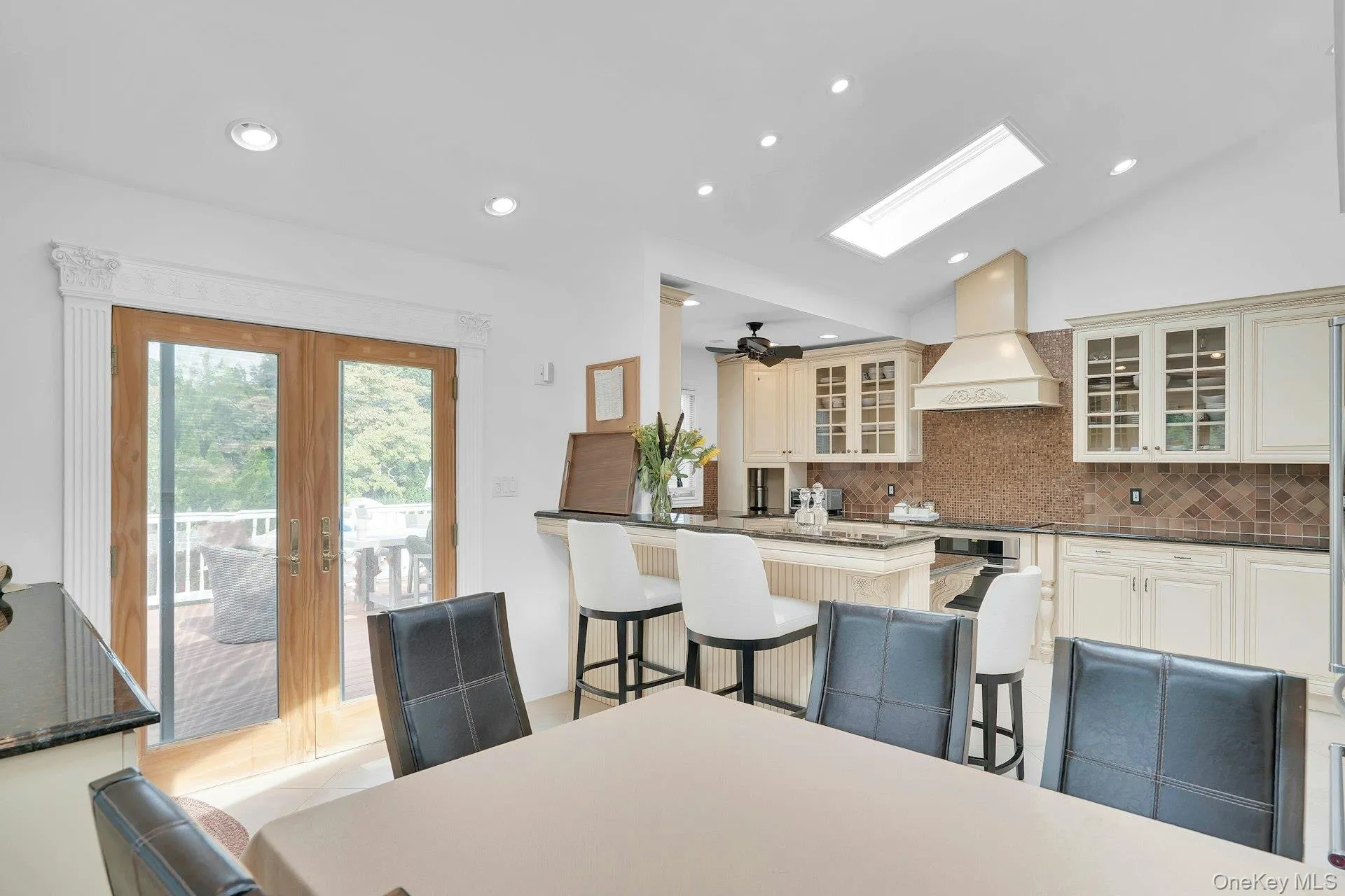 66 Harvest Lane, Smithtown, NY, 4 Bedrooms Bedrooms, 7 Rooms Rooms,3 BathroomsBathrooms,Residential,For Rent,Harvest,0,1031448 66 Harvest Lane, Smithtown, NY, 4 Bedrooms Bedrooms, 7 Rooms Rooms,3 BathroomsBathrooms,Residential,For Rent,Harvest,0,1031448