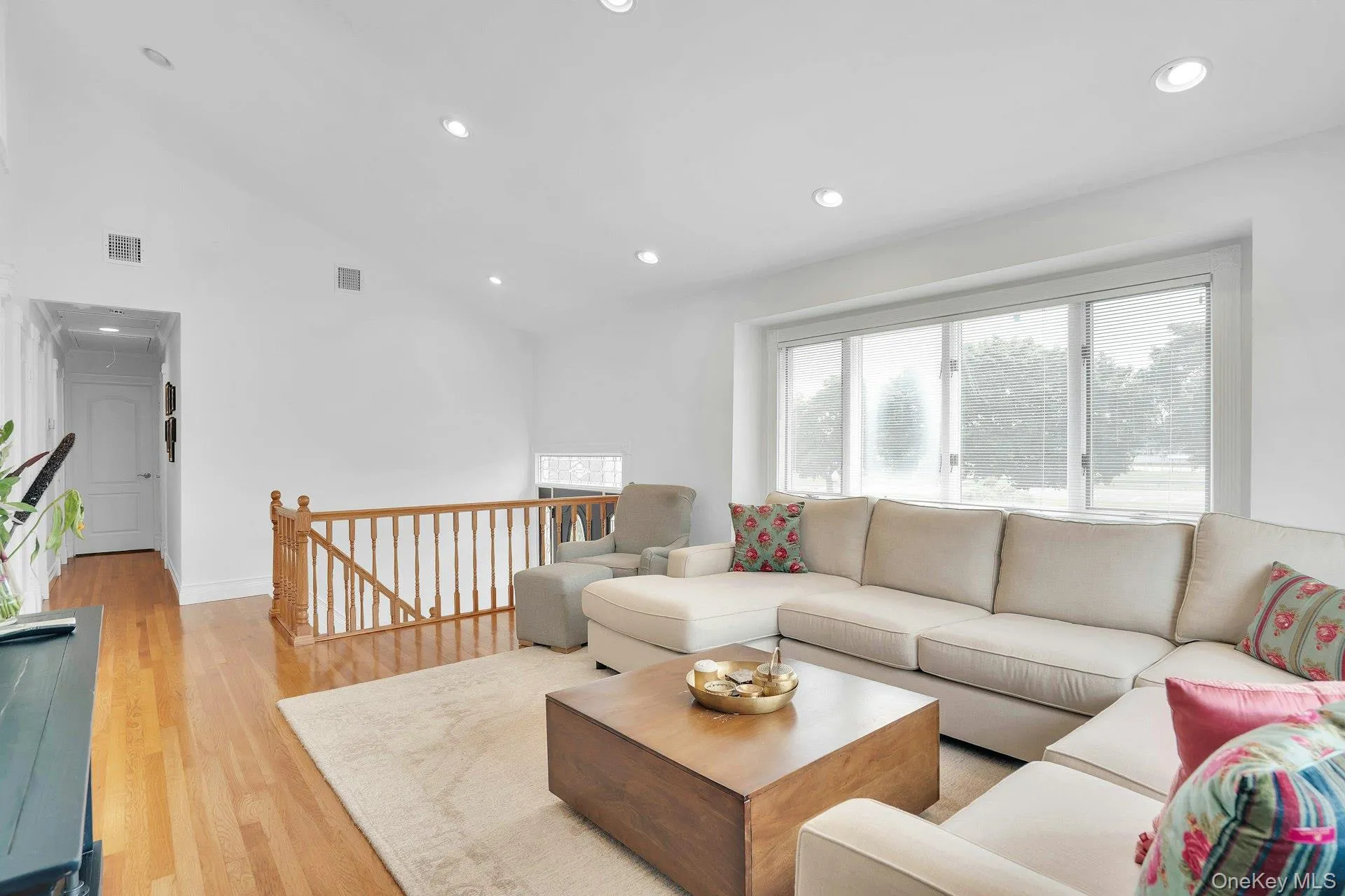 66 Harvest Lane, Smithtown, NY, 4 Bedrooms Bedrooms, 7 Rooms Rooms,3 BathroomsBathrooms,Residential,For Rent,Harvest,0,1031448 66 Harvest Lane, Smithtown, NY, 4 Bedrooms Bedrooms, 7 Rooms Rooms,3 BathroomsBathrooms,Residential,For Rent,Harvest,0,1031448