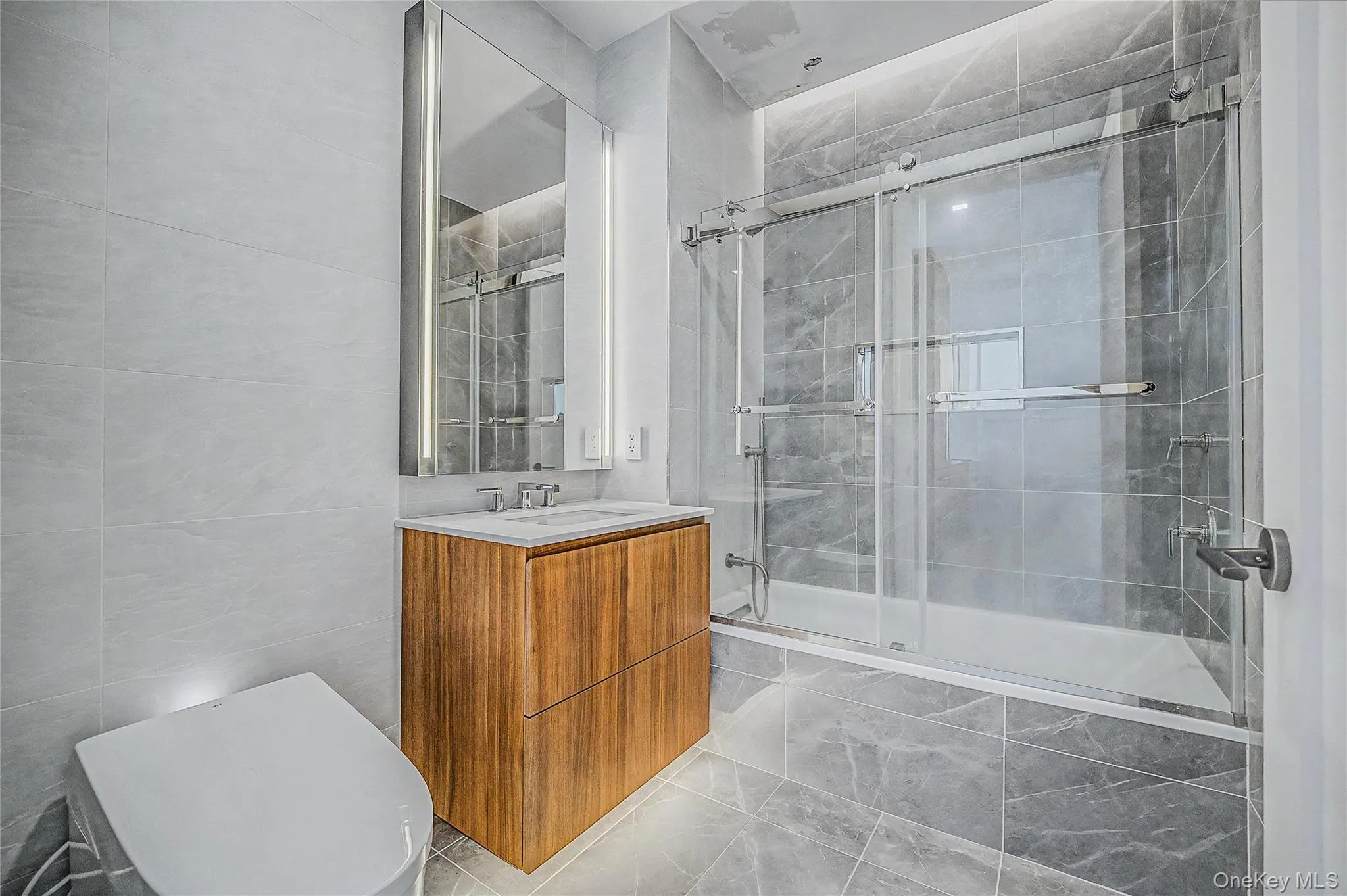 35-32 Leavitt Street, New York, NY, 1 Bedroom Bedrooms, 3 Rooms Rooms,1 BathroomBathrooms,Residential,For Rent,Leavitt,0,1031458 35-32 Leavitt Street, New York, NY, 1 Bedroom Bedrooms, 3 Rooms Rooms,1 BathroomBathrooms,Residential,For Rent,Leavitt,0,1031458
