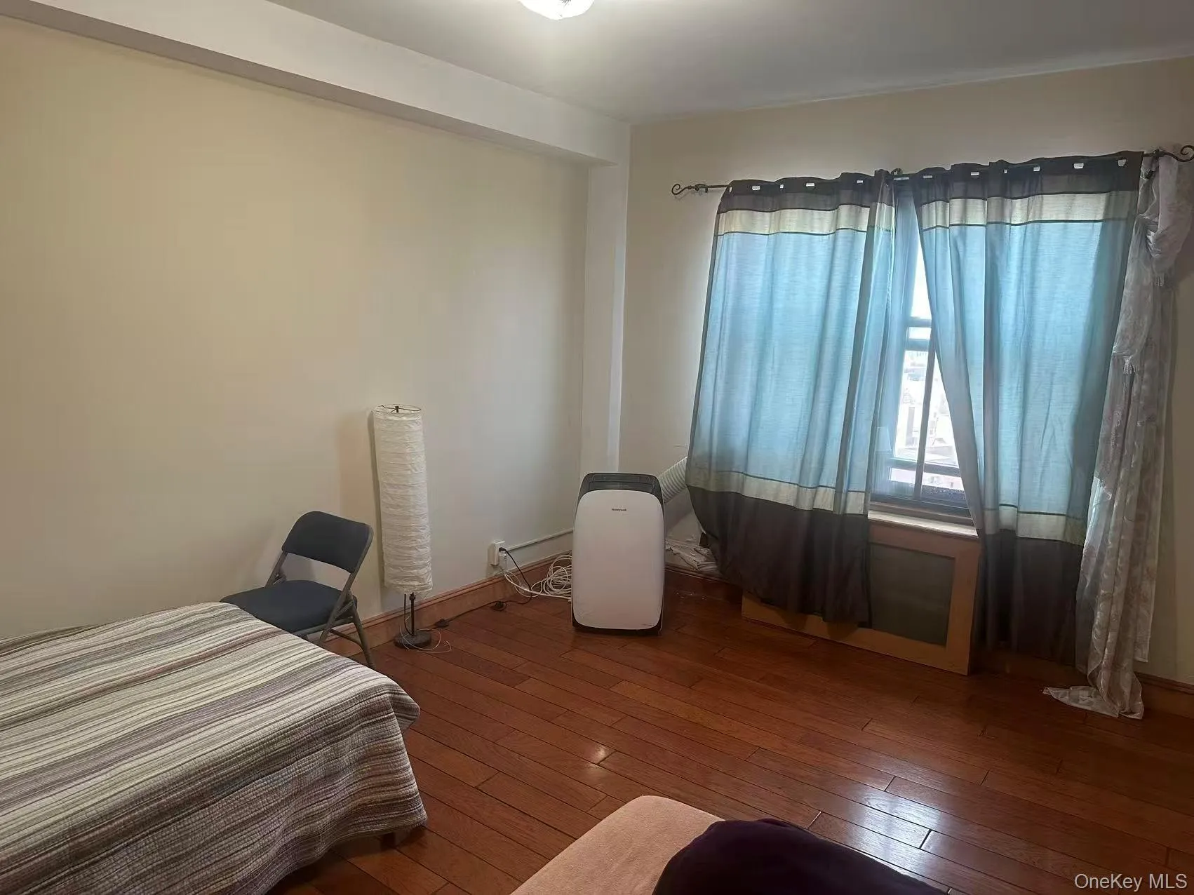 64-34 102nd Street, New York, NY, 2 Bedrooms Bedrooms, 5 Rooms Rooms,1 BathroomBathrooms,Residential,For Rent,102nd Street,0,1031463 64-34 102nd Street, New York, NY, 2 Bedrooms Bedrooms, 5 Rooms Rooms,1 BathroomBathrooms,Residential,For Rent,102nd Street,0,1031463