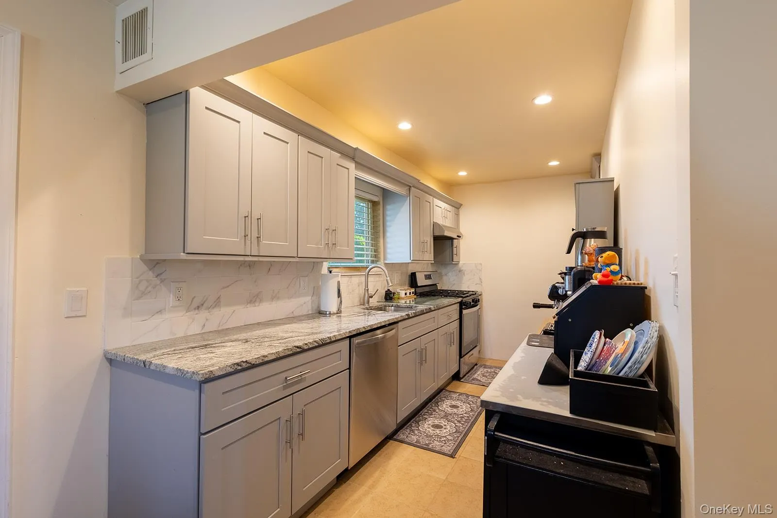 222 Pine Street, Oyster Bay, NY, 3 Bedrooms Bedrooms, 10 Rooms Rooms,3 BathroomsBathrooms,Residential,For Rent,Pine,0,1031465 222 Pine Street, Oyster Bay, NY, 3 Bedrooms Bedrooms, 10 Rooms Rooms,3 BathroomsBathrooms,Residential,For Rent,Pine,0,1031465
