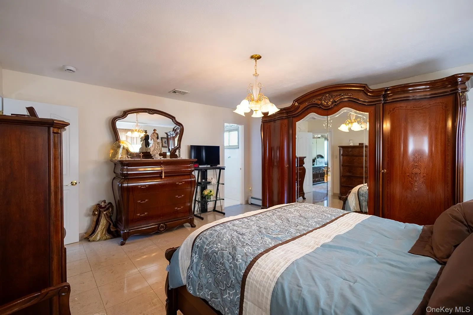 222 Pine Street, Oyster Bay, NY, 3 Bedrooms Bedrooms, 10 Rooms Rooms,3 BathroomsBathrooms,Residential,For Rent,Pine,0,1031465 222 Pine Street, Oyster Bay, NY, 3 Bedrooms Bedrooms, 10 Rooms Rooms,3 BathroomsBathrooms,Residential,For Rent,Pine,0,1031465