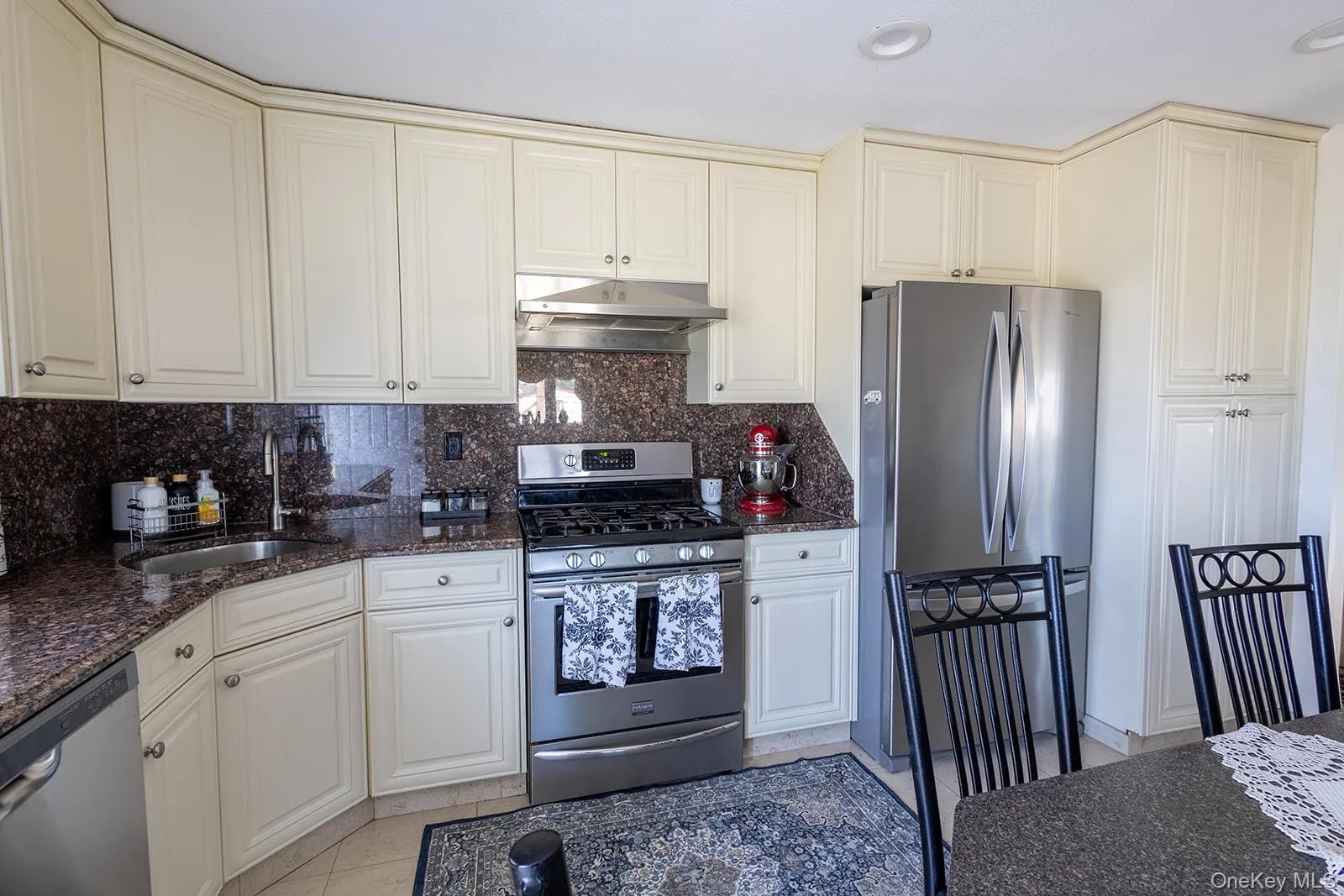 222 Pine Street, Oyster Bay, NY, 3 Bedrooms Bedrooms, 10 Rooms Rooms,3 BathroomsBathrooms,Residential,For Rent,Pine,0,1031465 222 Pine Street, Oyster Bay, NY, 3 Bedrooms Bedrooms, 10 Rooms Rooms,3 BathroomsBathrooms,Residential,For Rent,Pine,0,1031465