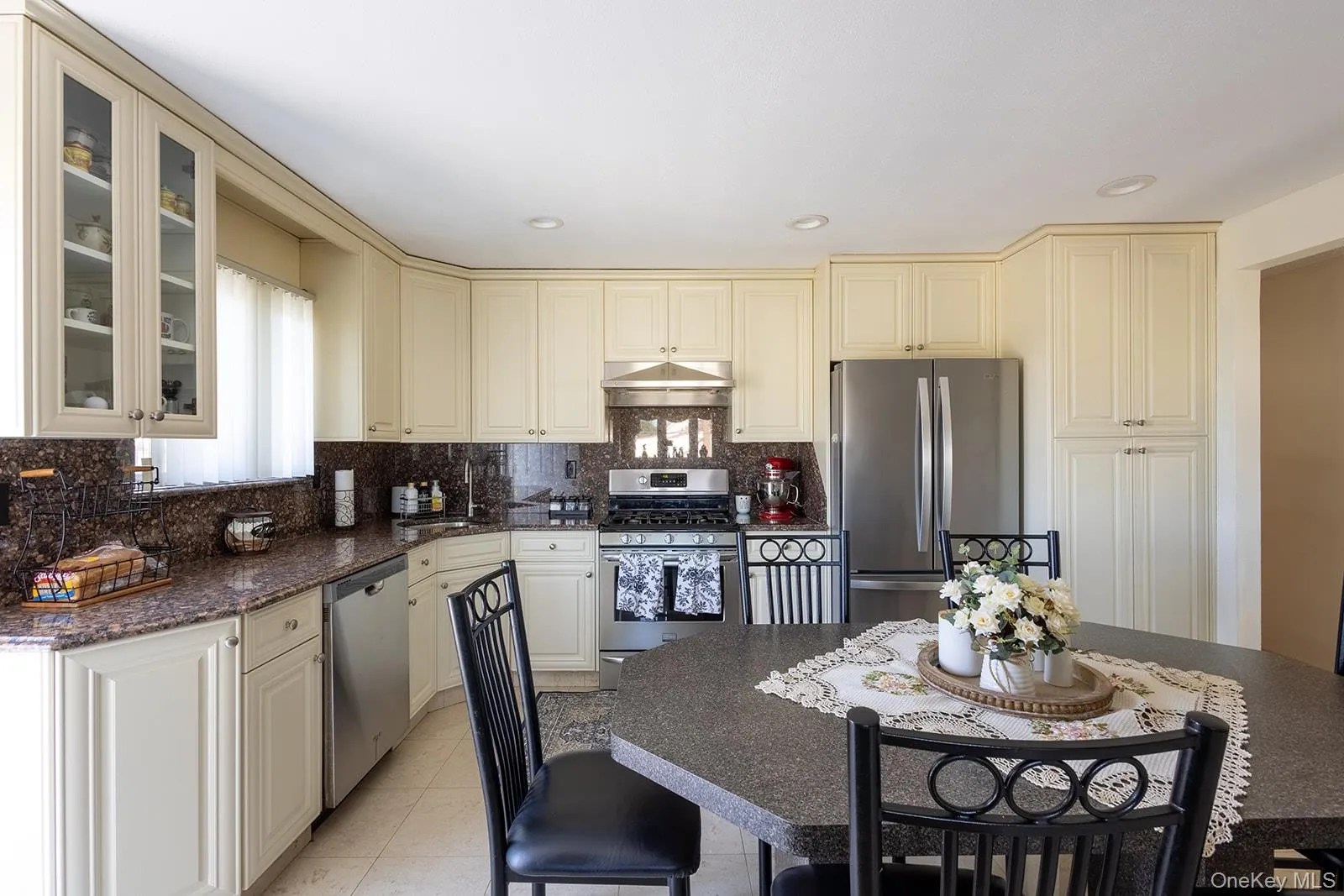 222 Pine Street, Oyster Bay, NY, 3 Bedrooms Bedrooms, 10 Rooms Rooms,3 BathroomsBathrooms,Residential,For Rent,Pine,0,1031465 222 Pine Street, Oyster Bay, NY, 3 Bedrooms Bedrooms, 10 Rooms Rooms,3 BathroomsBathrooms,Residential,For Rent,Pine,0,1031465