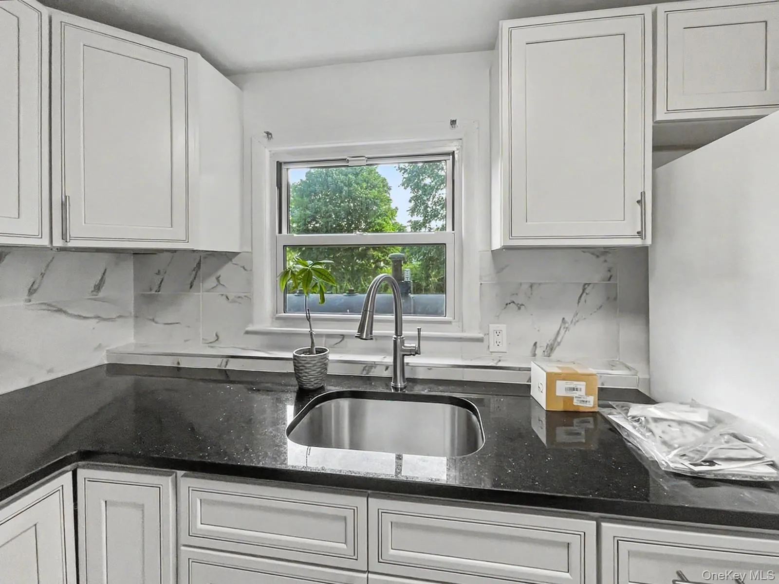 1 Maple Lane, Deerpark, NY, 2 Bedrooms Bedrooms, 4 Rooms Rooms,1 BathroomBathrooms,Residential Lease,For Rent,Maple,0,1031467 1 Maple Lane, Deerpark, NY, 2 Bedrooms Bedrooms, 4 Rooms Rooms,1 BathroomBathrooms,Residential Lease,For Rent,Maple,0,1031467