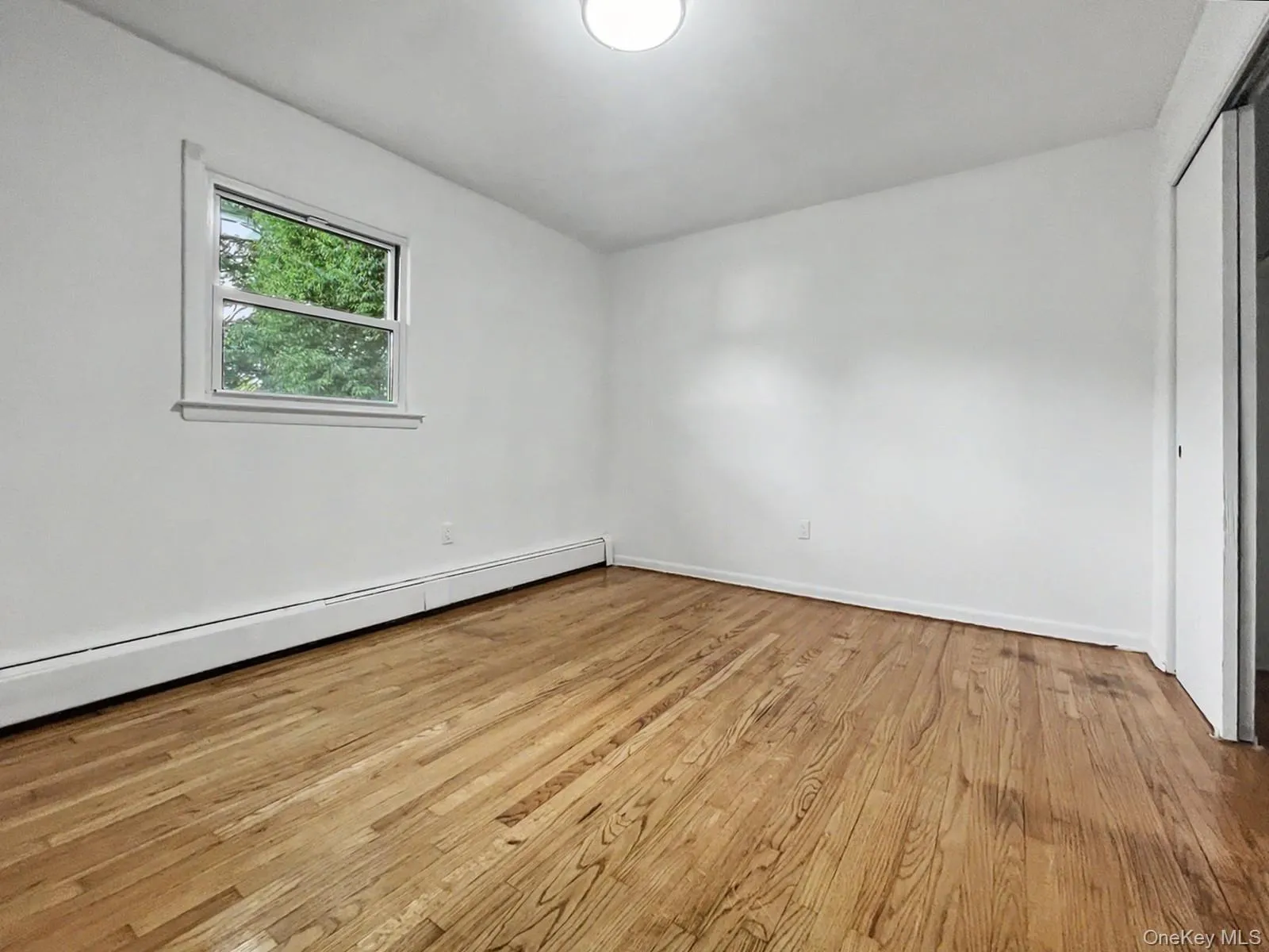 1 Maple Lane, Deerpark, NY, 2 Bedrooms Bedrooms, 4 Rooms Rooms,1 BathroomBathrooms,Residential Lease,For Rent,Maple,0,1031467 1 Maple Lane, Deerpark, NY, 2 Bedrooms Bedrooms, 4 Rooms Rooms,1 BathroomBathrooms,Residential Lease,For Rent,Maple,0,1031467