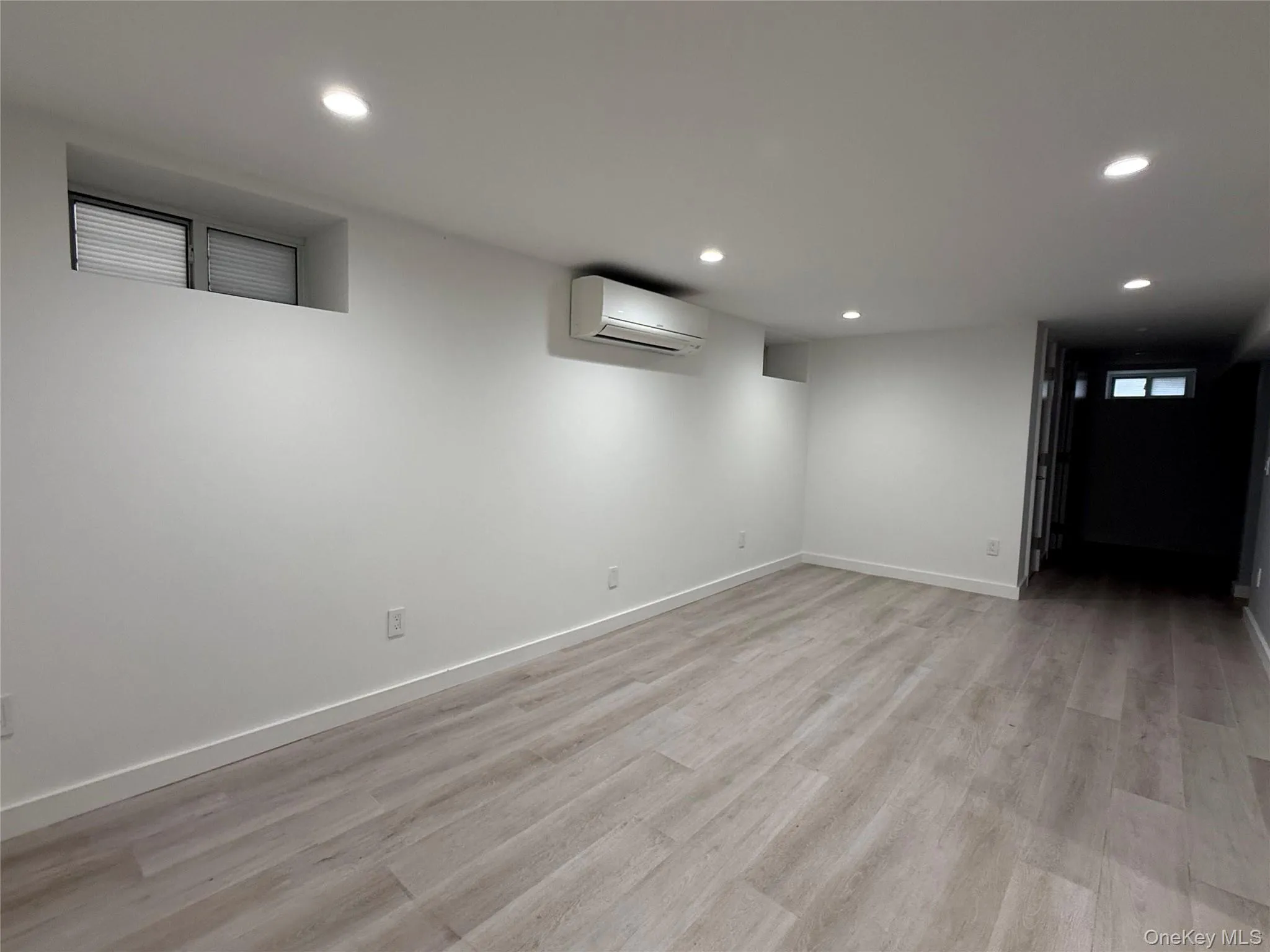 6194 Grove St, New York, NY, 3 Bedrooms Bedrooms, 5 Rooms Rooms,2 BathroomsBathrooms,Residential Lease,For Rent,Grove St,0,1031469 6194 Grove St, New York, NY, 3 Bedrooms Bedrooms, 5 Rooms Rooms,2 BathroomsBathrooms,Residential Lease,For Rent,Grove St,0,1031469