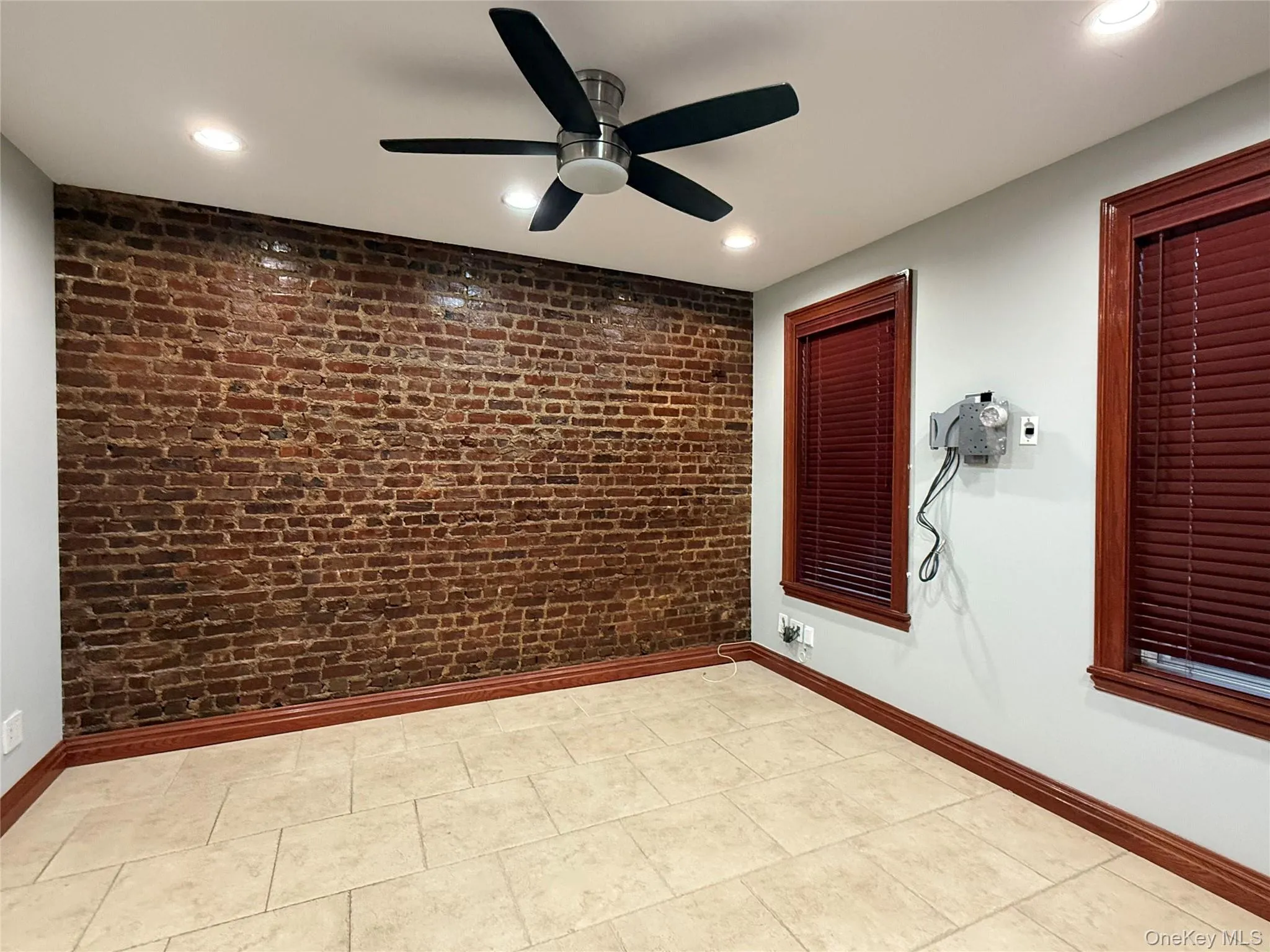 6194 Grove St, New York, NY, 3 Bedrooms Bedrooms, 5 Rooms Rooms,2 BathroomsBathrooms,Residential Lease,For Rent,Grove St,0,1031469 6194 Grove St, New York, NY, 3 Bedrooms Bedrooms, 5 Rooms Rooms,2 BathroomsBathrooms,Residential Lease,For Rent,Grove St,0,1031469